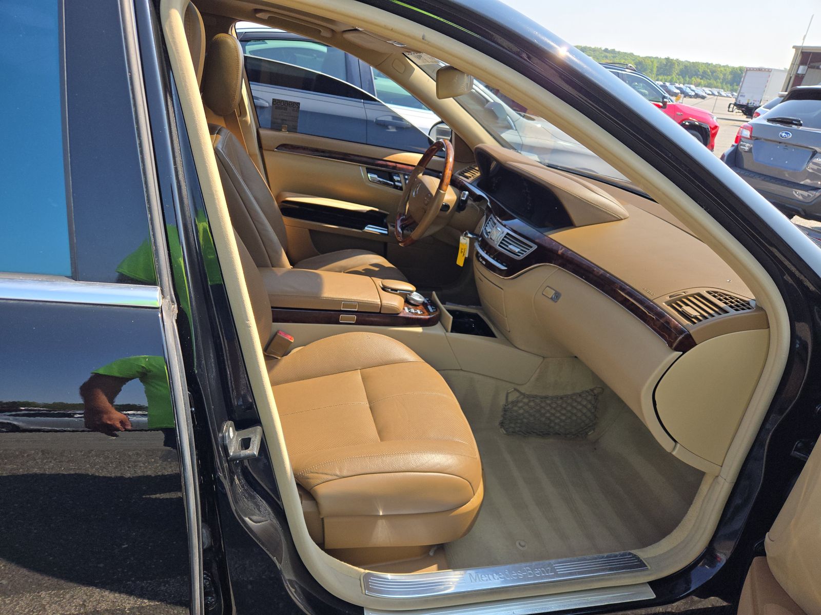 Mercedes-Benz S 550 4MATIC снимка Mercedes-Benz S 550 4MATIC