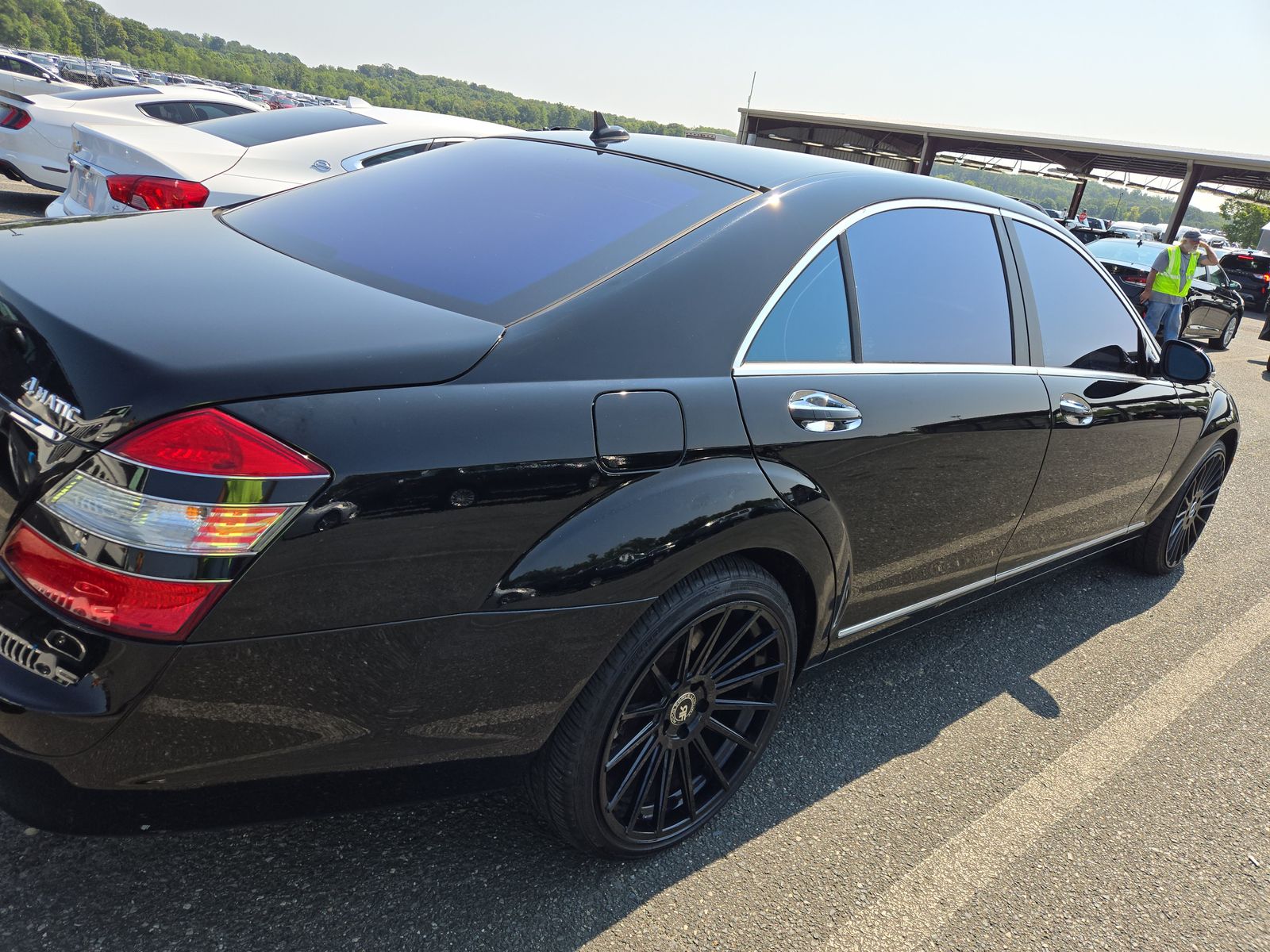 Mercedes-Benz S 550 4MATIC снимка Mercedes-Benz S 550 4MATIC