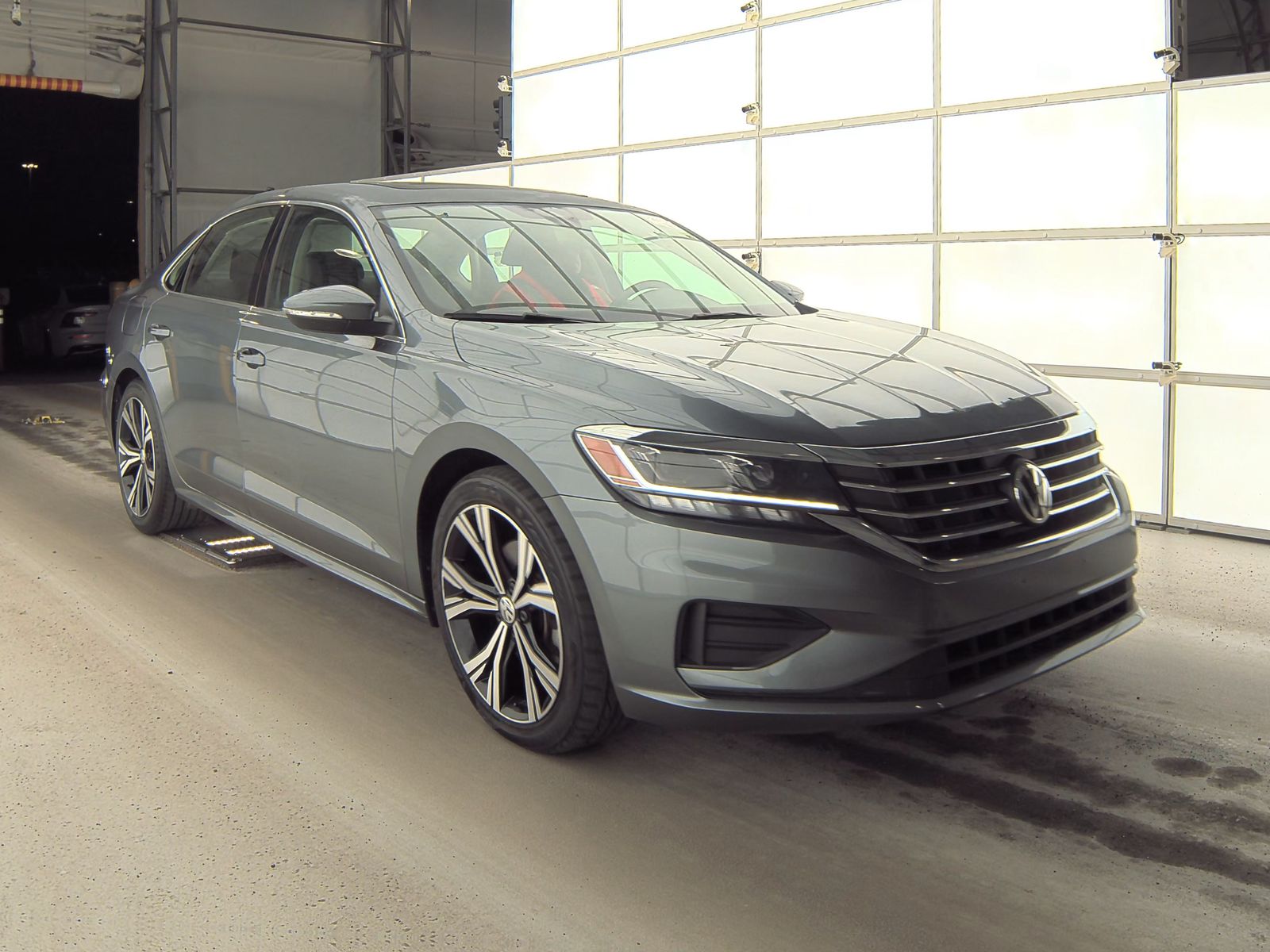 2021 Volkswagen Passat 2.0T SE FWD