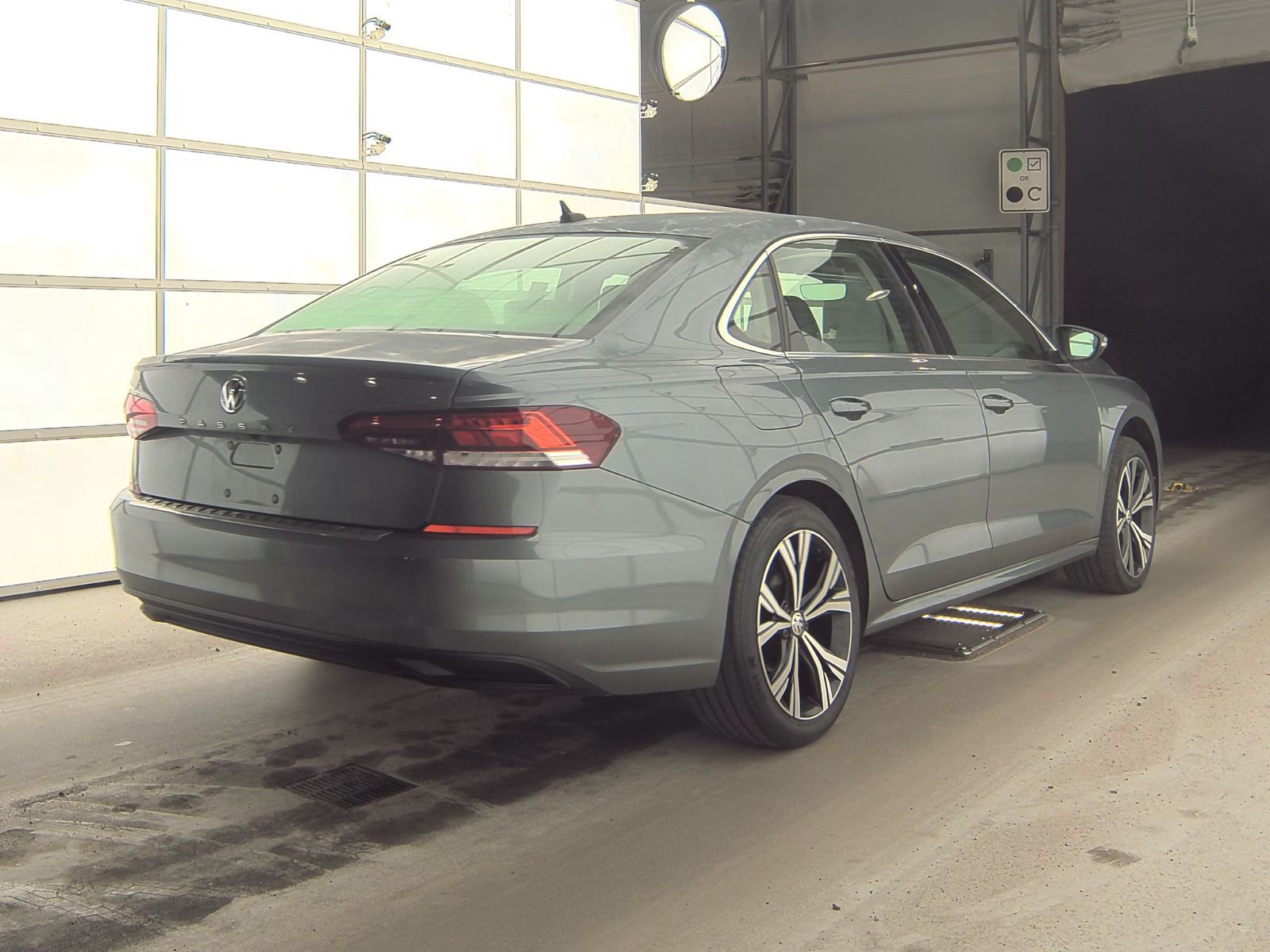 2021 Volkswagen Passat 2.0T SE FWD