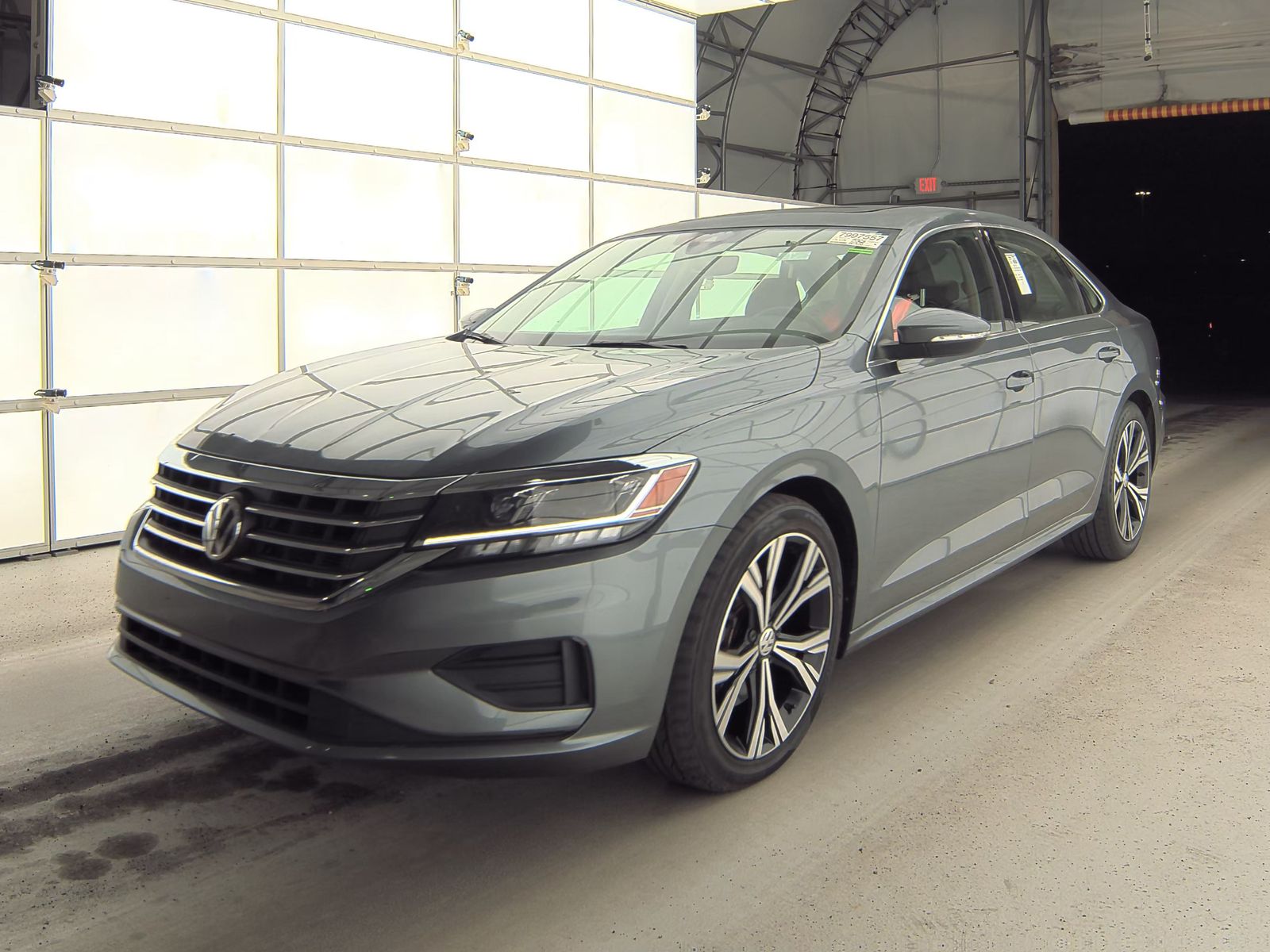 2021 Volkswagen Passat 2.0T SE FWD