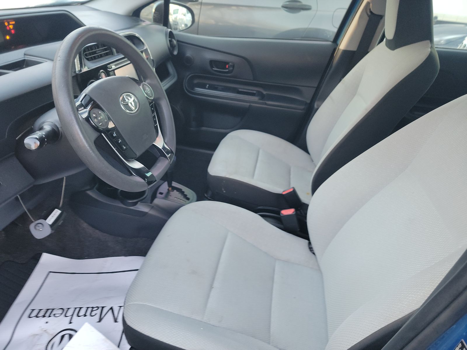 2018 Toyota Prius c One FWD