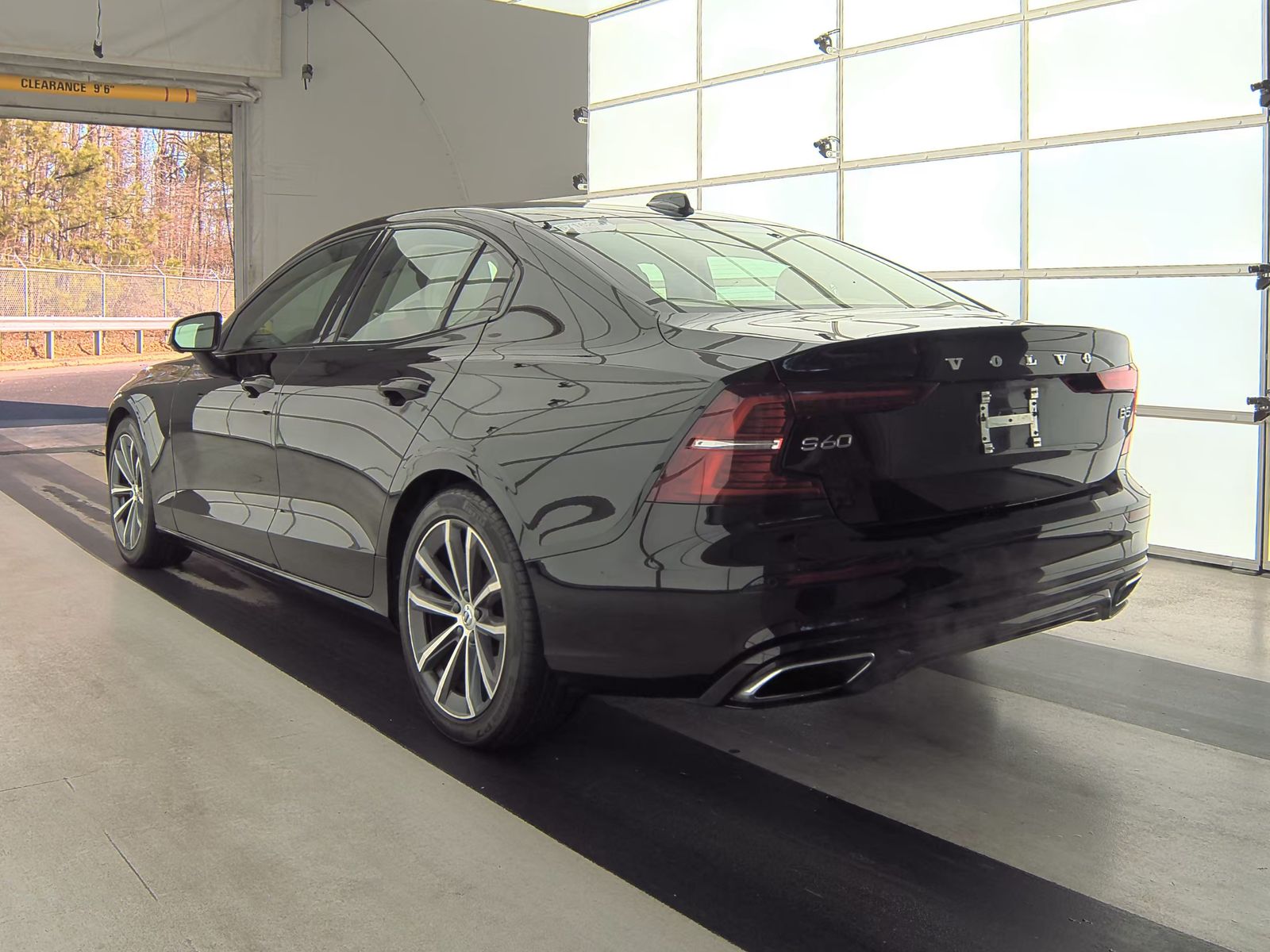 2022 Volvo S60 B5 Inscription FWD