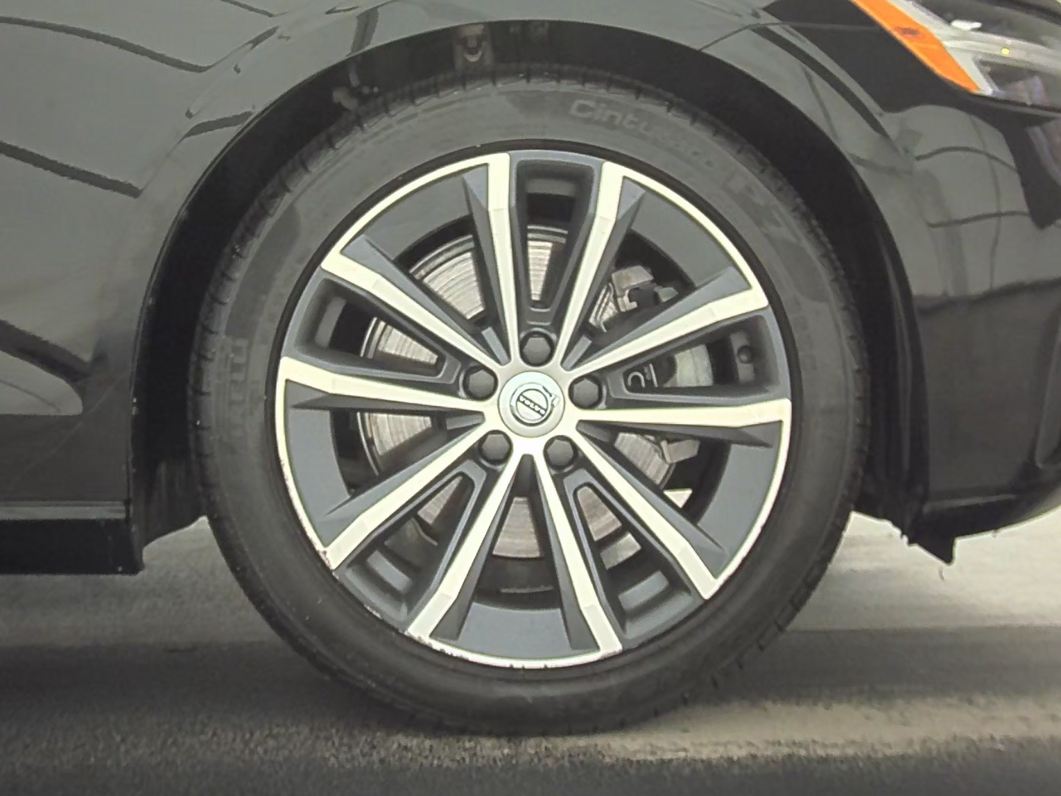 2022 Volvo S60 B5 Inscription FWD