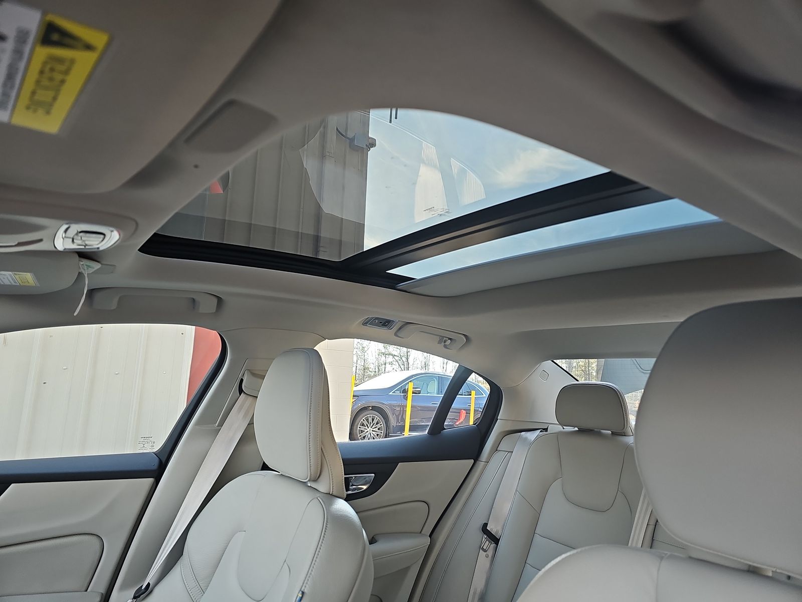 2022 Volvo S60 B5 Inscription FWD