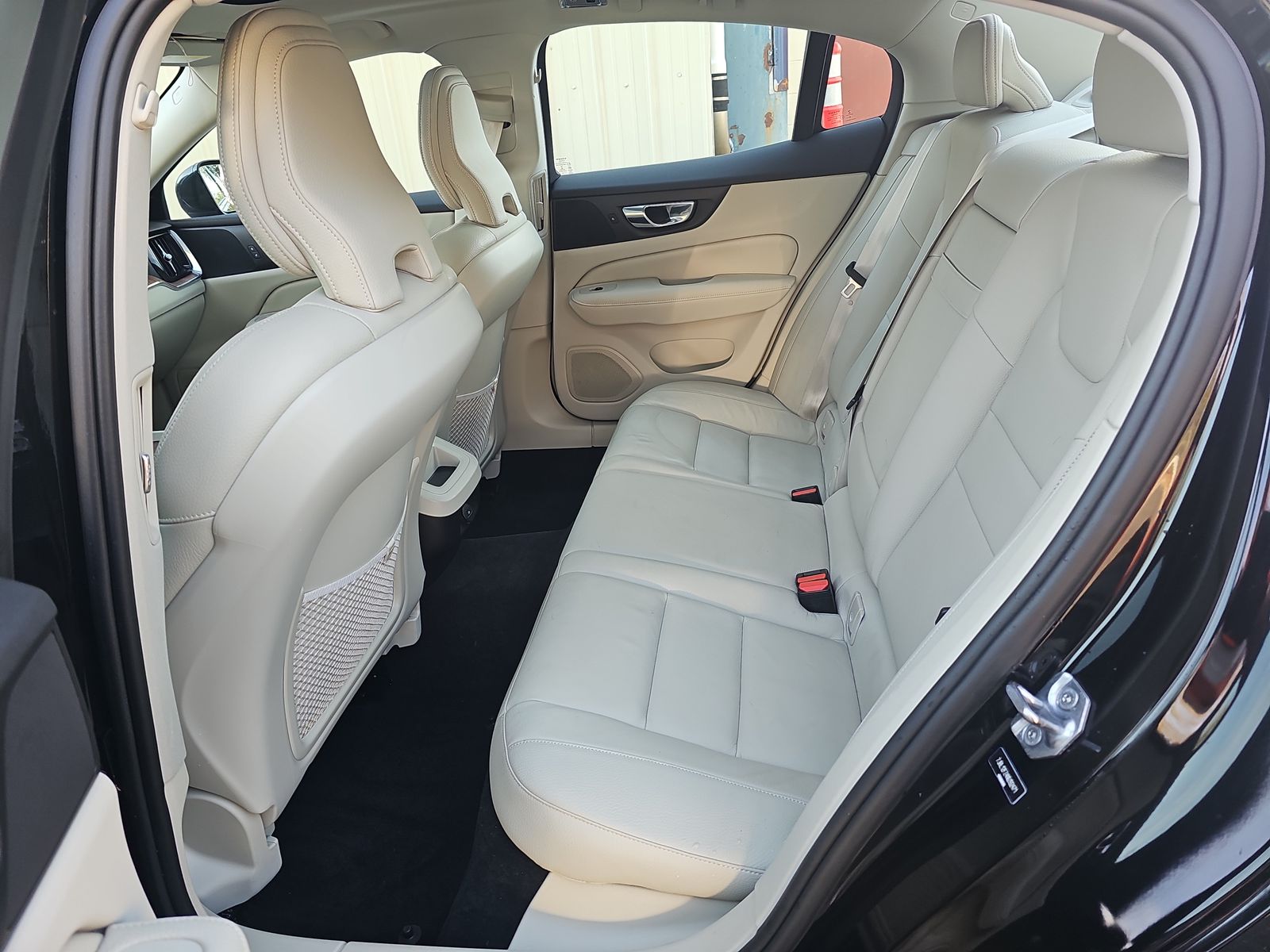 2022 Volvo S60 B5 Inscription FWD