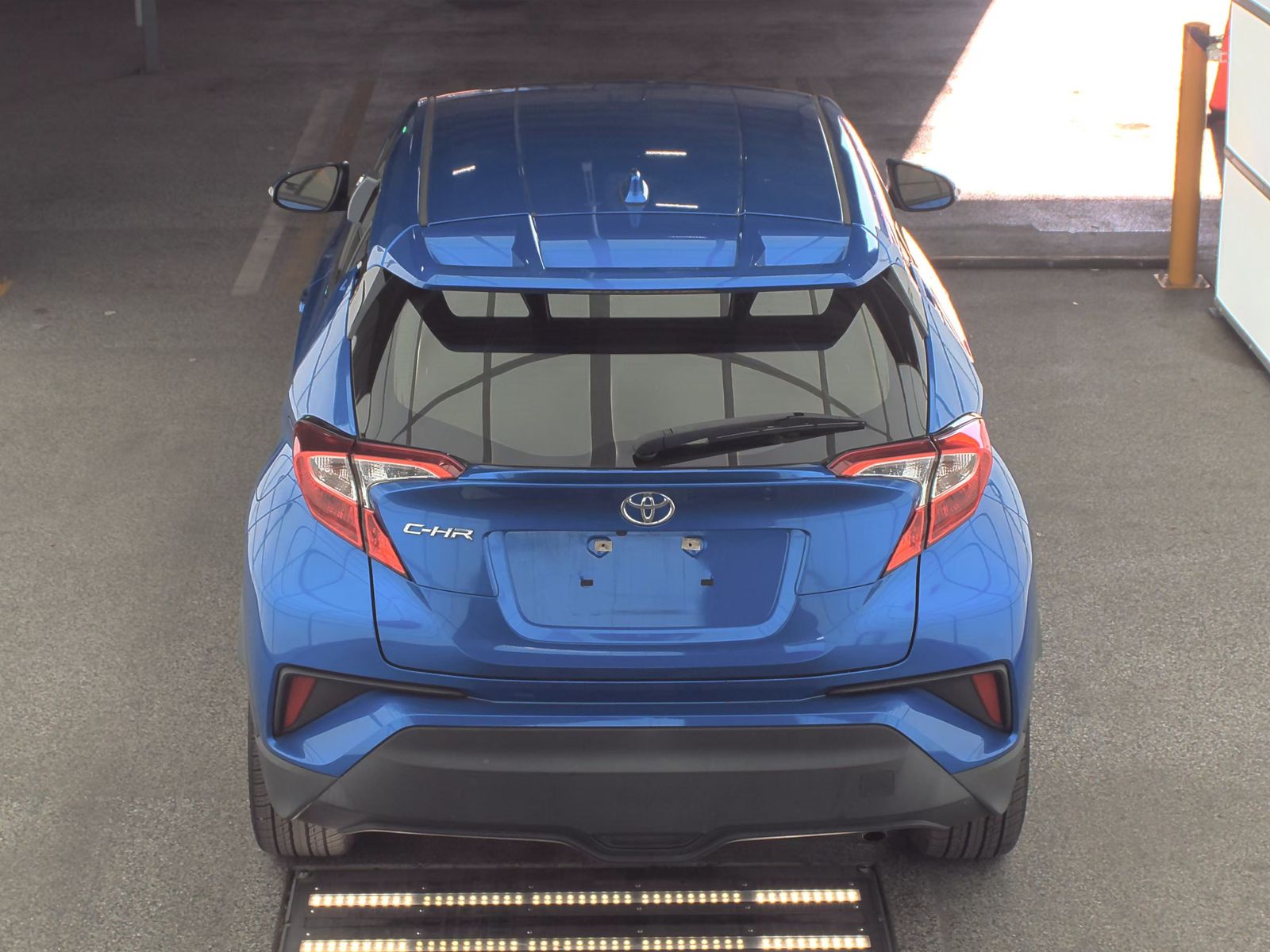 2019 Toyota C-HR XLE FWD