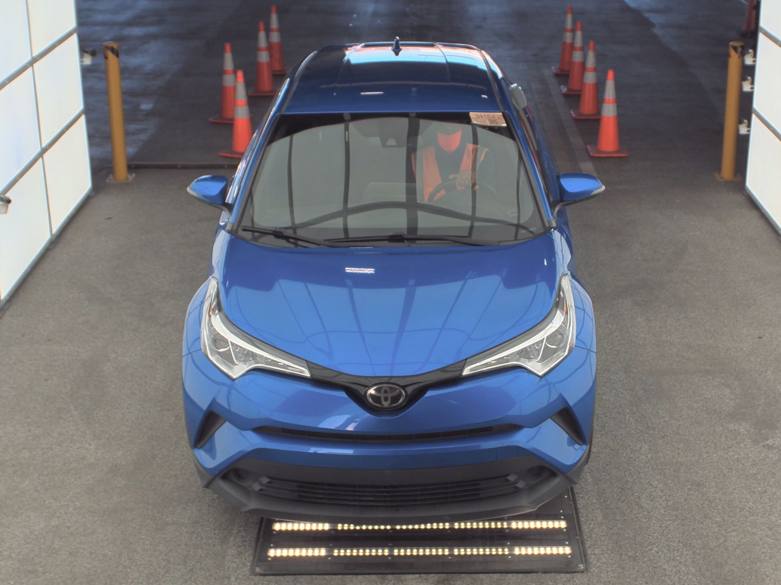 2019 Toyota C-HR XLE FWD