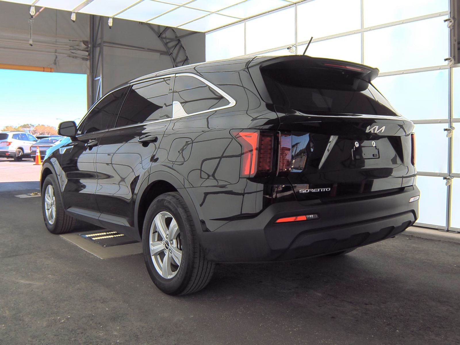 2023 Kia Sorento LX FWD