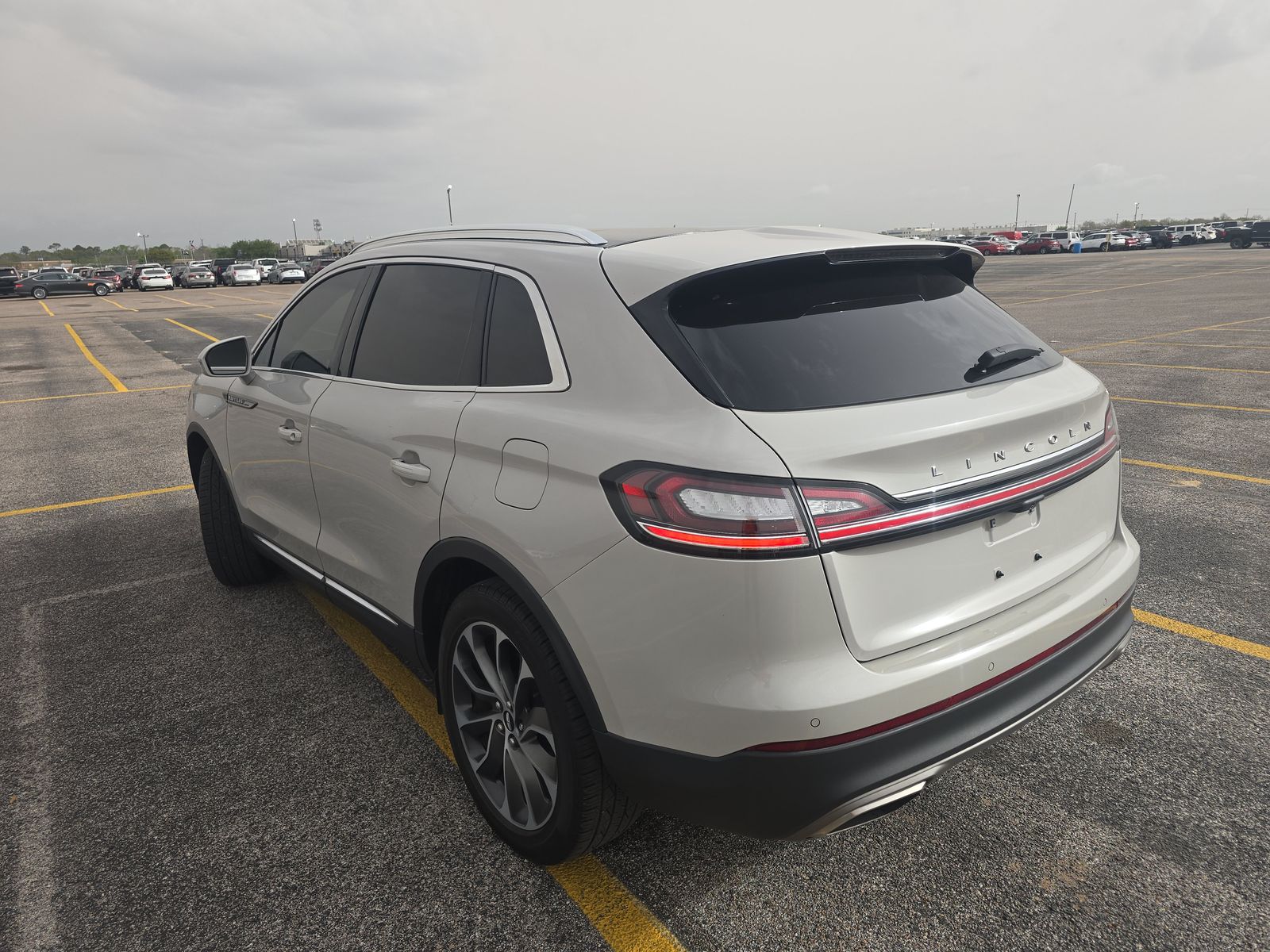 2021 Lincoln Nautilus Reserve FWD