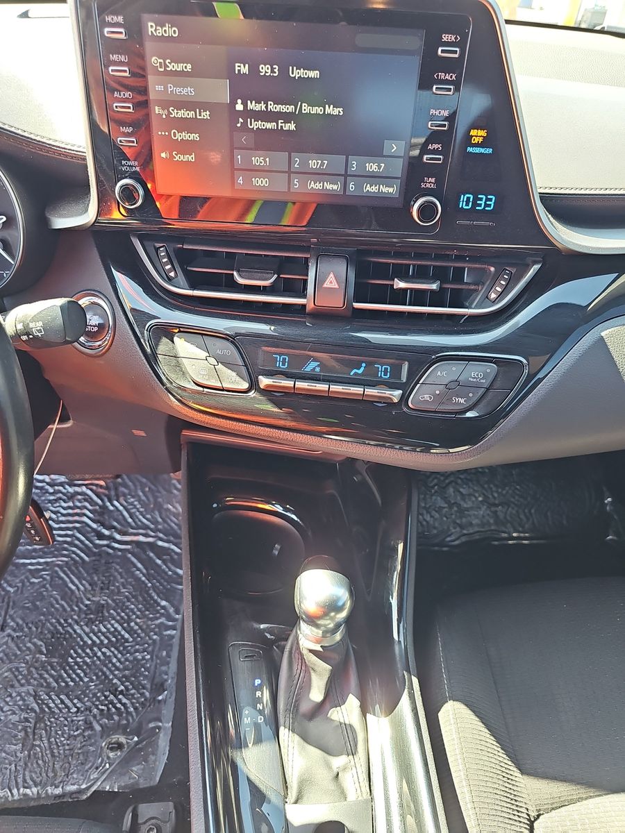 2019 Toyota C-HR XLE FWD