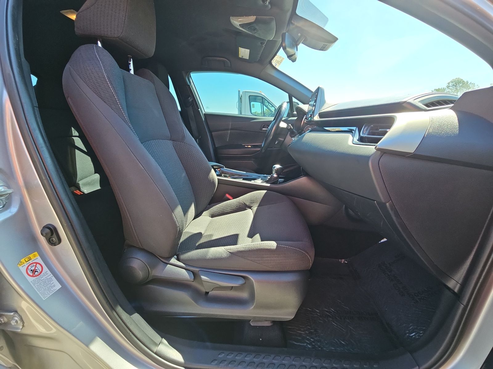 2019 Toyota C-HR XLE FWD