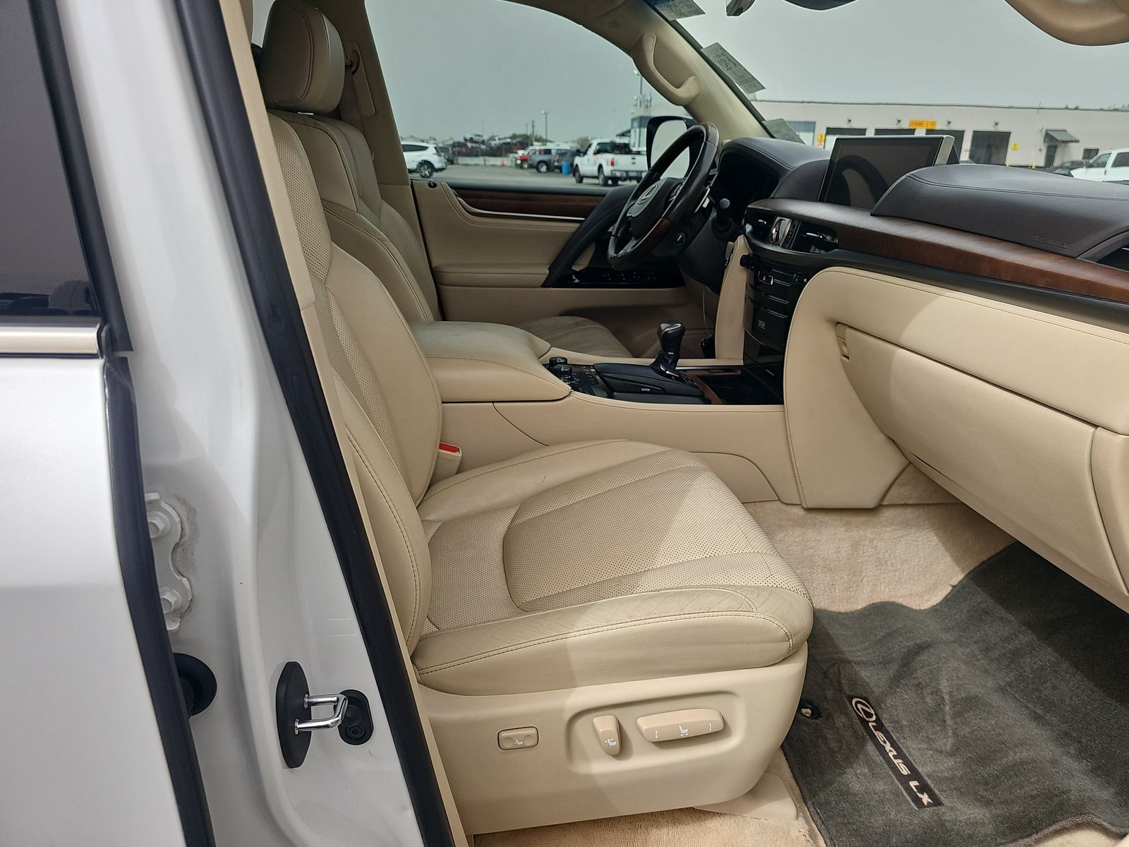 2017 Lexus LX LX 570 AWD