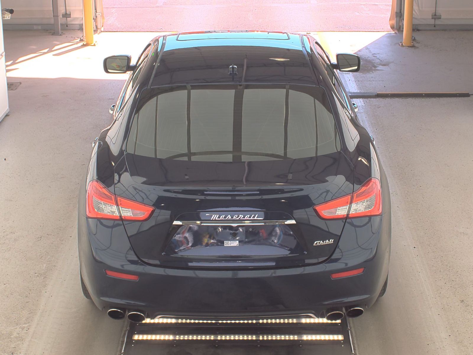 2016 Maserati Ghibli Base RWD