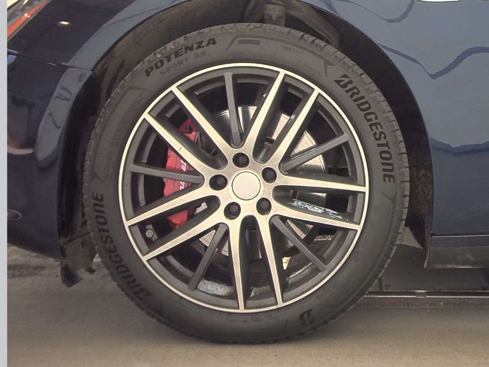 2016 Maserati Ghibli Base RWD