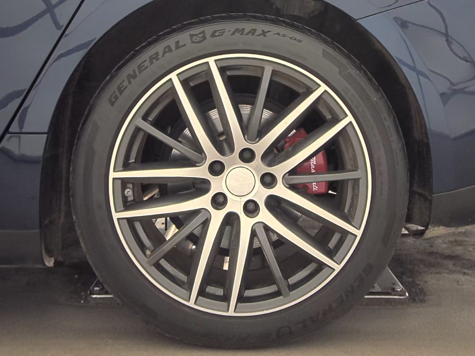 2016 Maserati Ghibli Base RWD