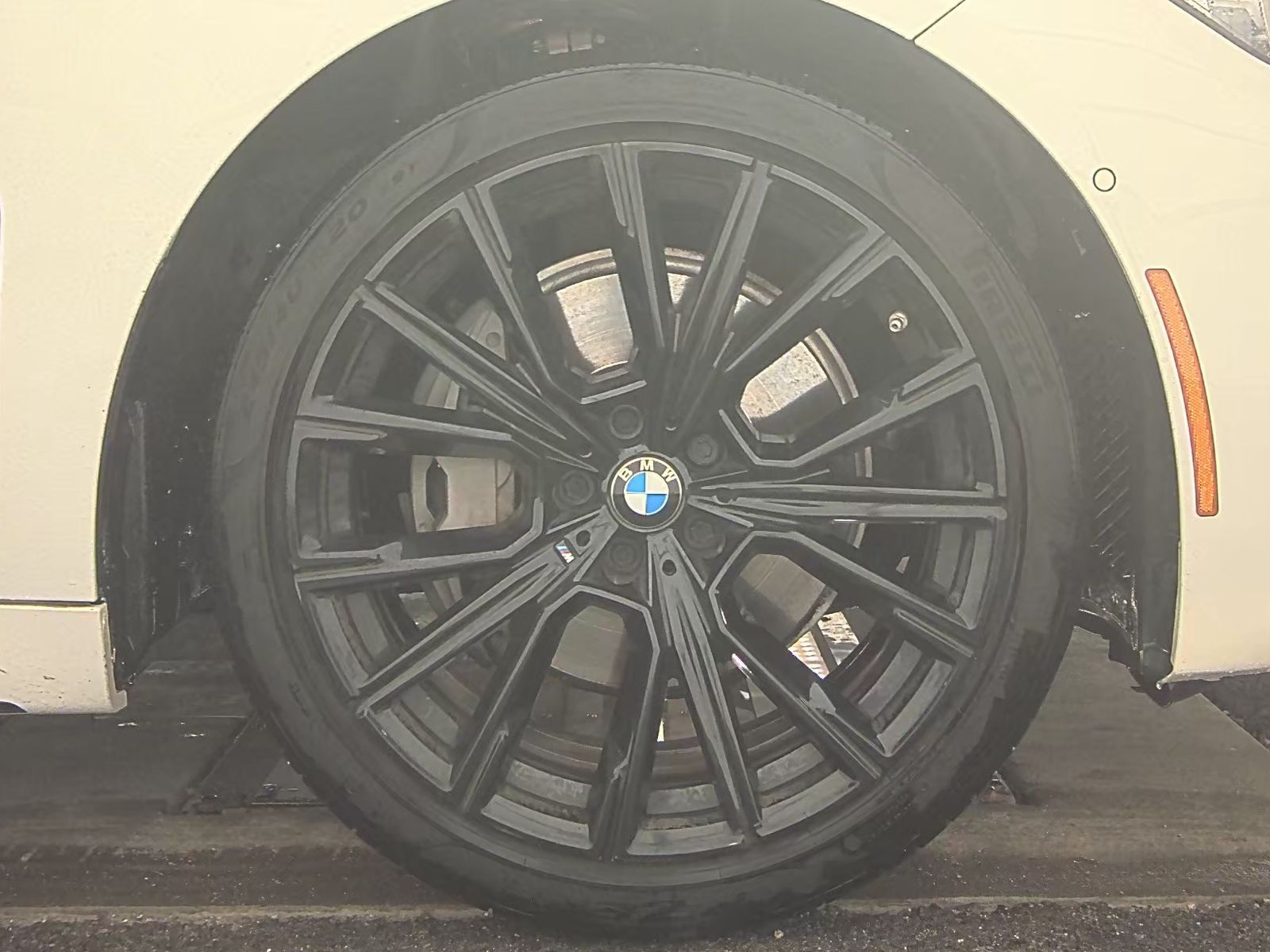 2021 BMW 7 Series 740i RWD