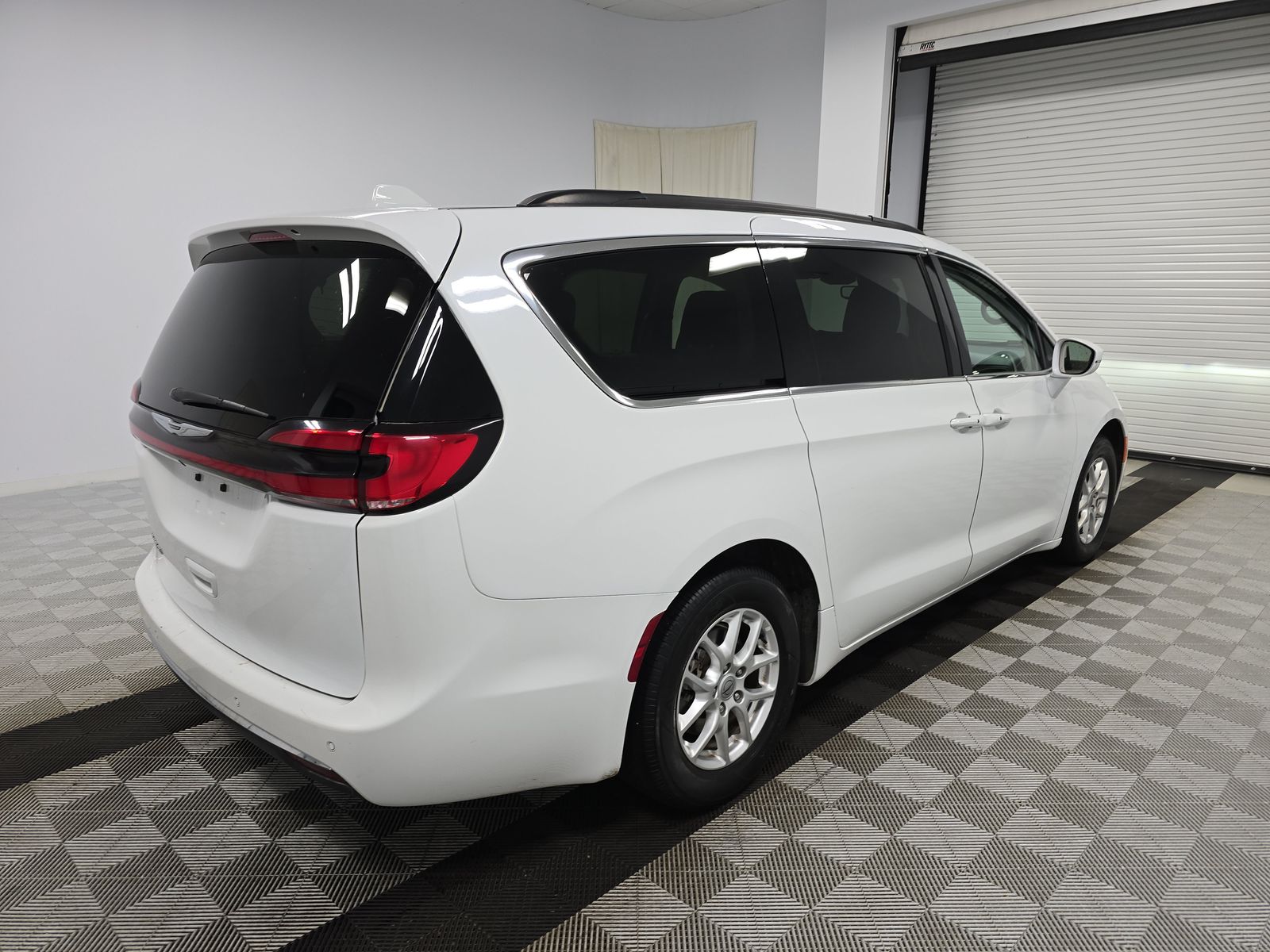 2022 Chrysler Pacifica Touring L FWD