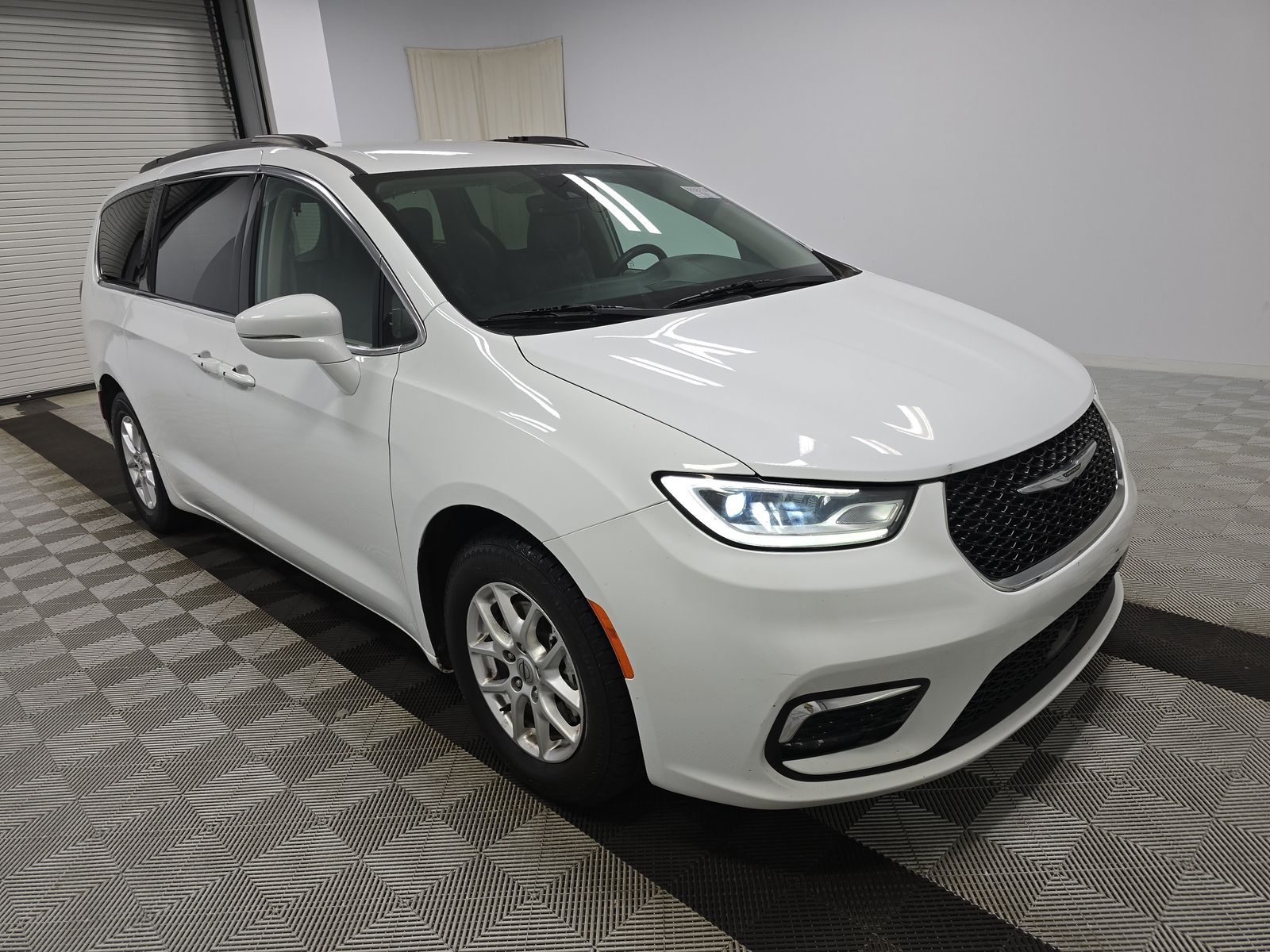 2022 Chrysler Pacifica Touring L FWD