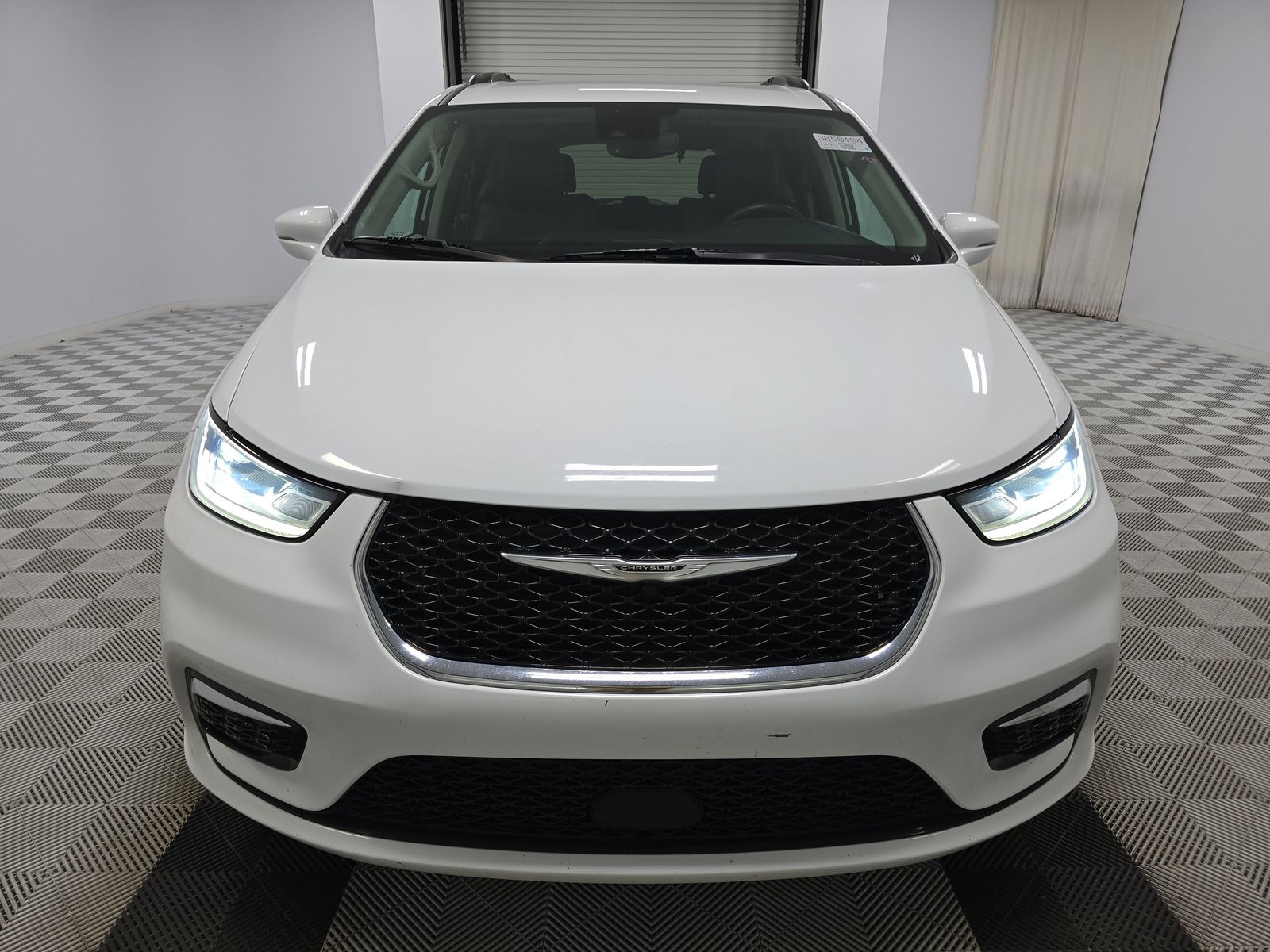 2022 Chrysler Pacifica Touring L FWD