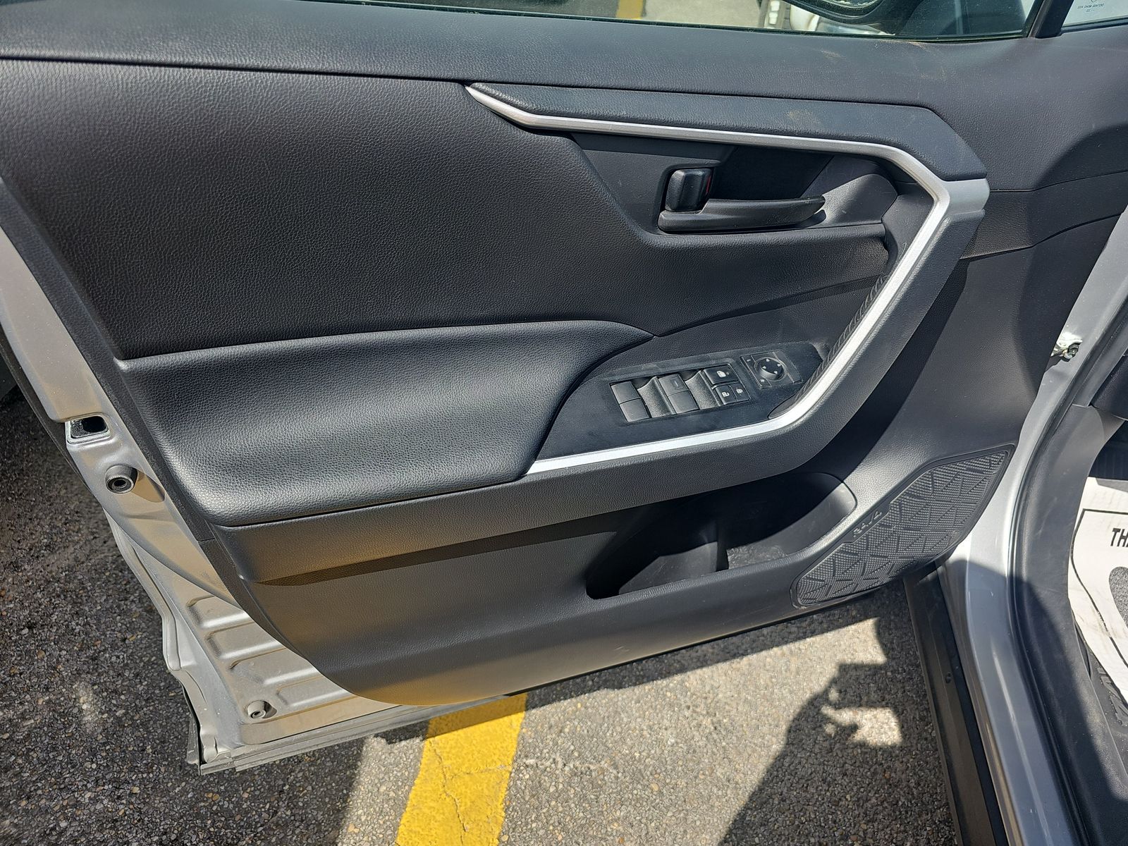 2023 Toyota RAV4 Hybrid LE AWD