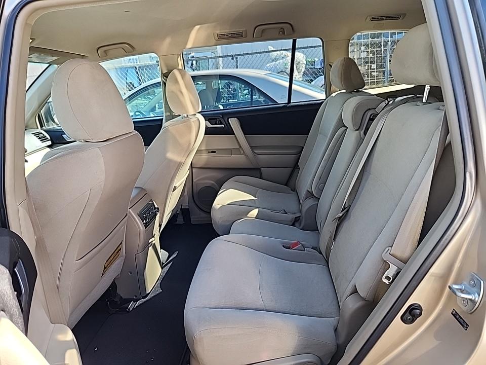 2013 Toyota Highlander Plus AWD