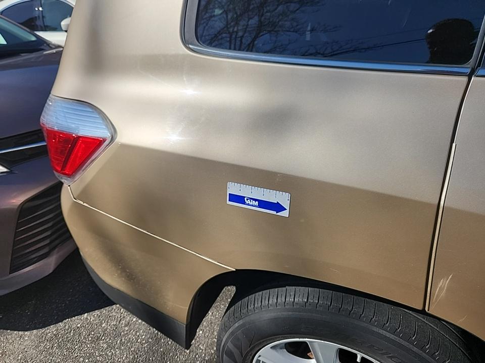 2013 Toyota Highlander Plus AWD