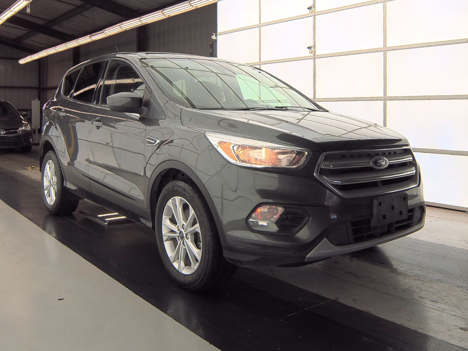 2019 Ford Escape SE FWD