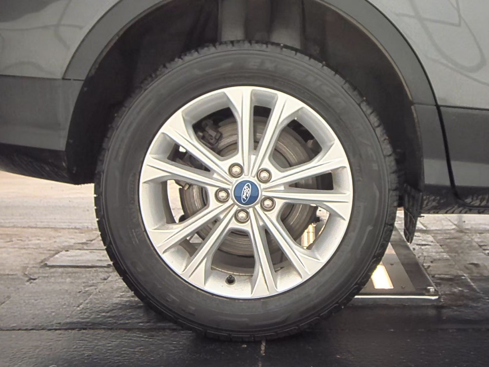 2019 Ford Escape SE FWD