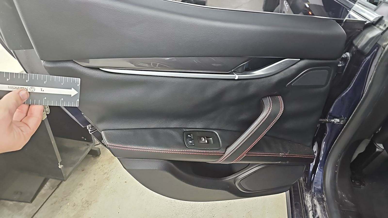 2016 Maserati Ghibli Base RWD