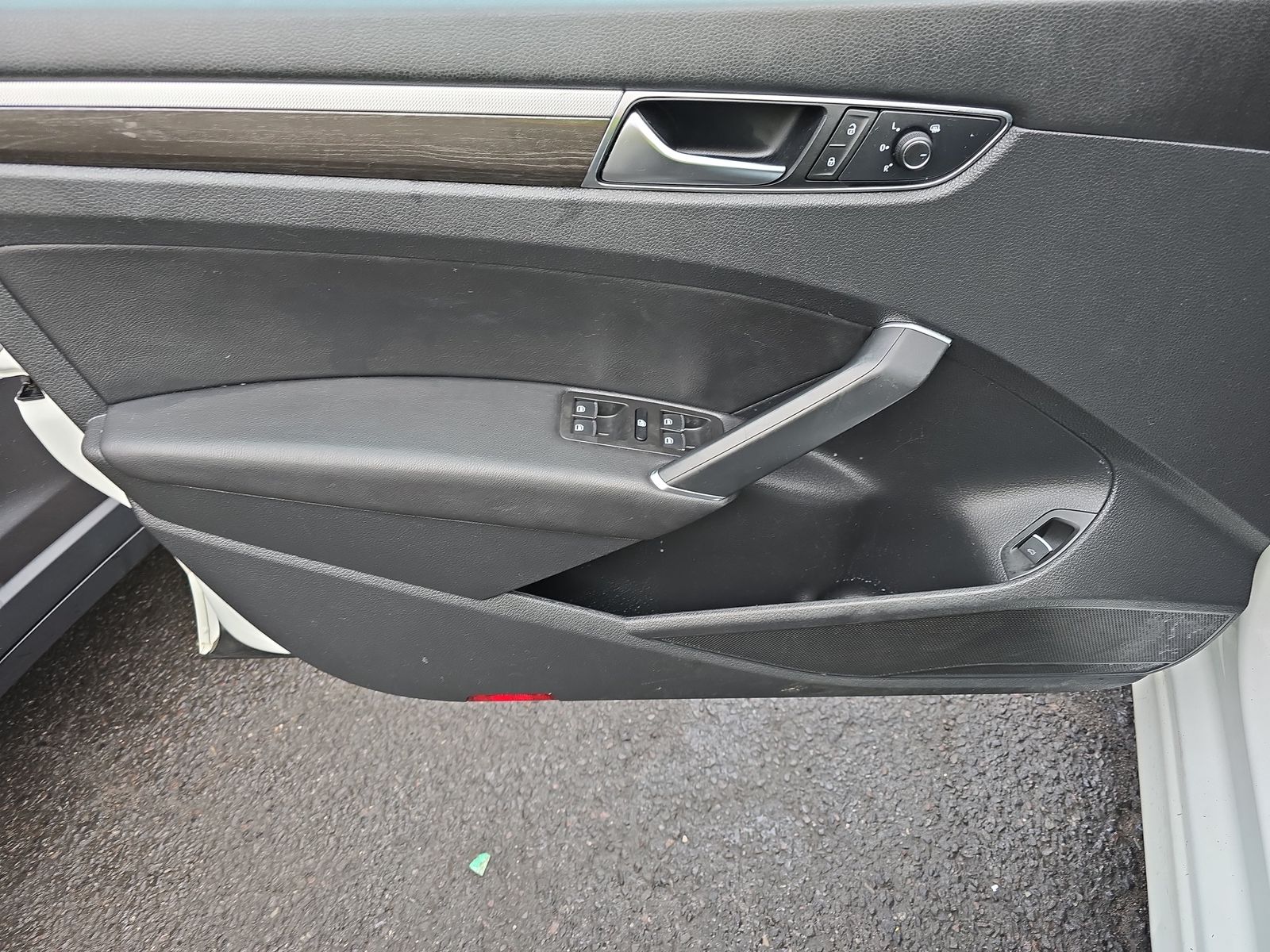 2017 Volkswagen Passat 1.8T SE FWD