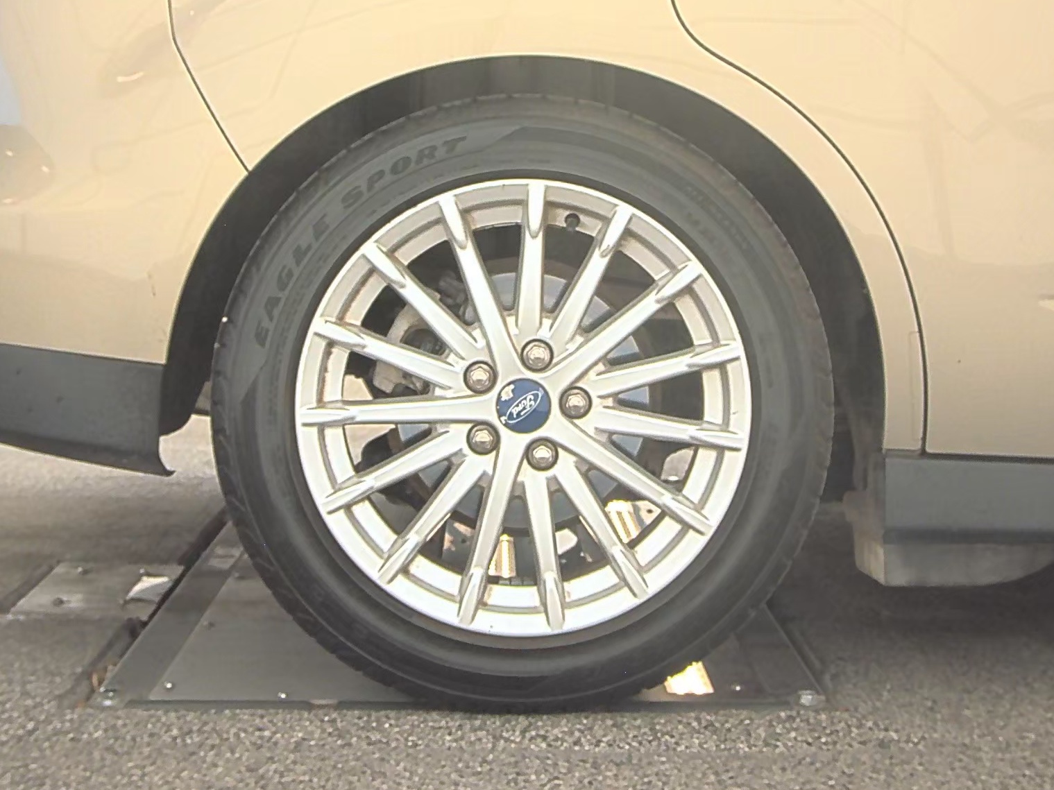 2015 Ford C-MAX Hybrid SE FWD