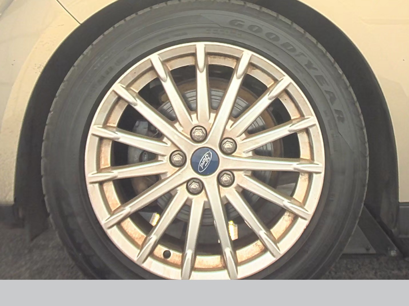 2015 Ford C-MAX Hybrid SE FWD