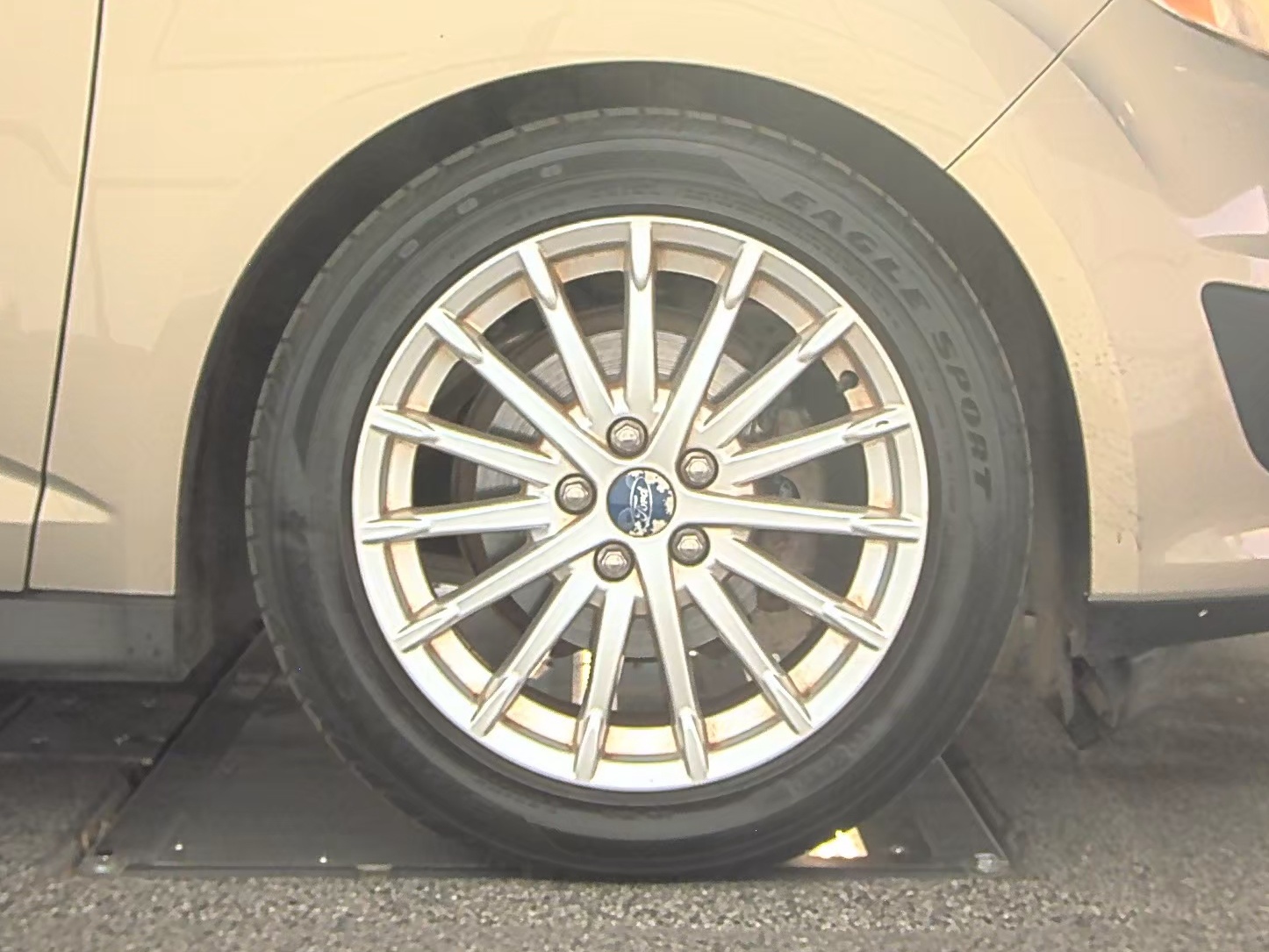 2015 Ford C-MAX Hybrid SE FWD