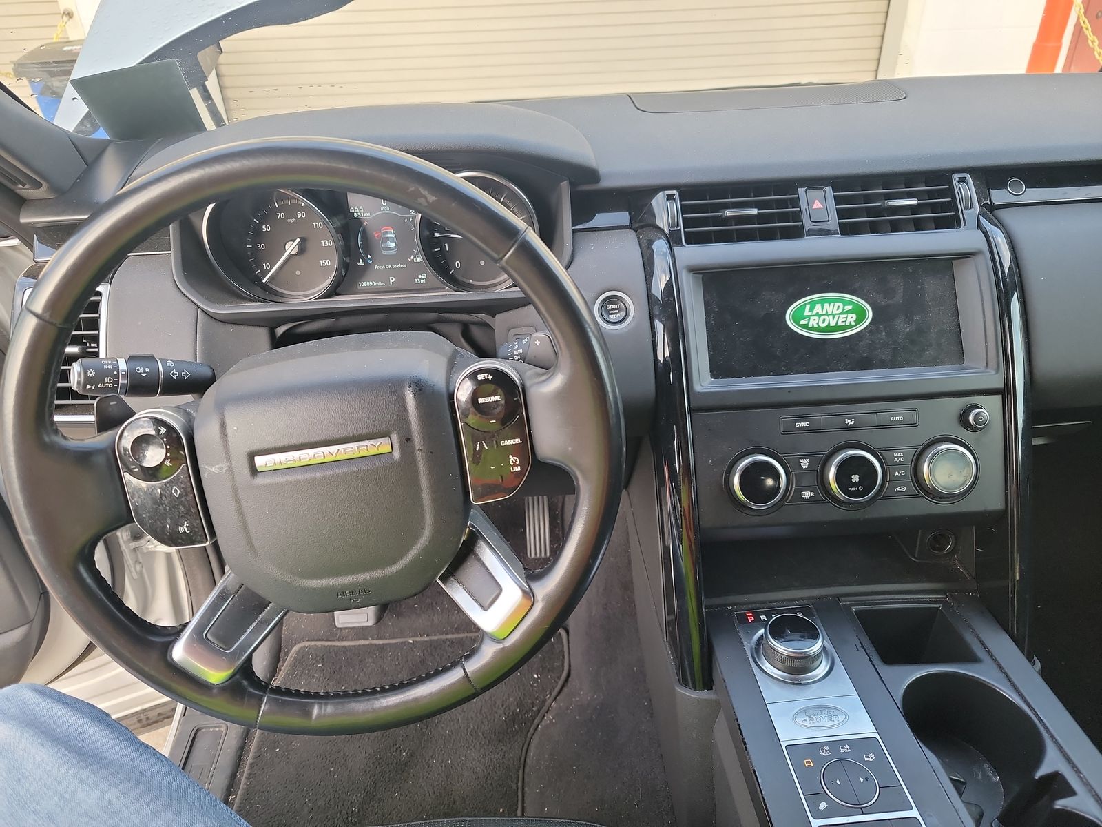 2020 Land Rover Discovery SE AWD