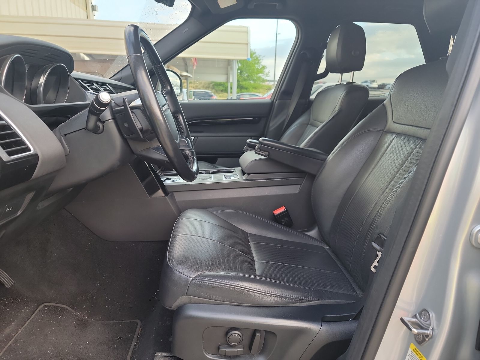 2020 Land Rover Discovery SE AWD