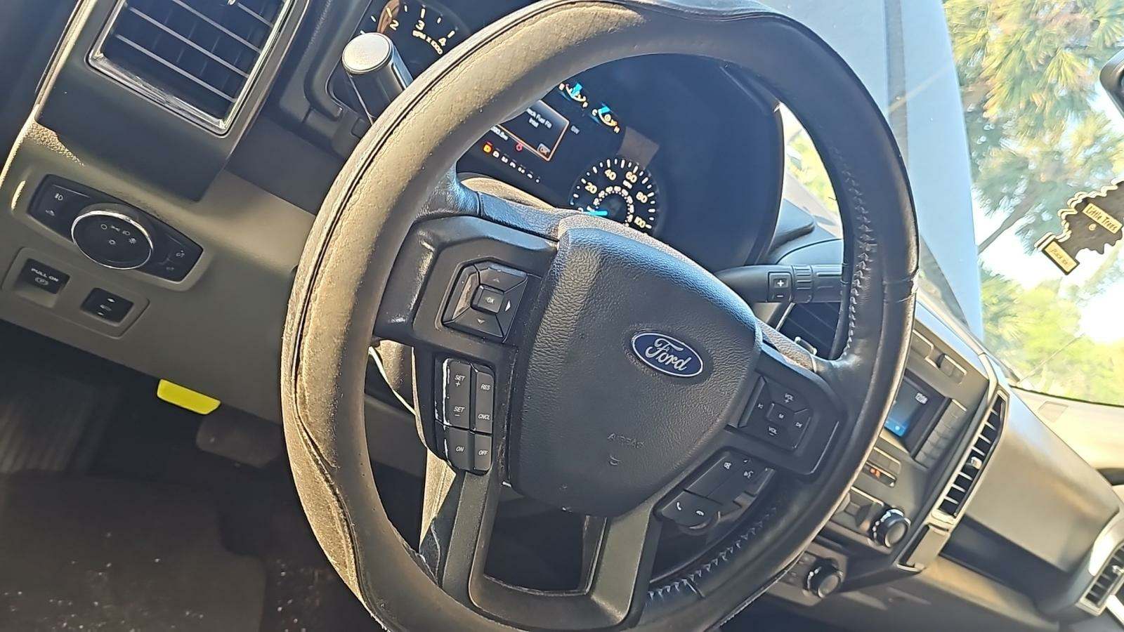 2017 Ford F-150 XLT RWD