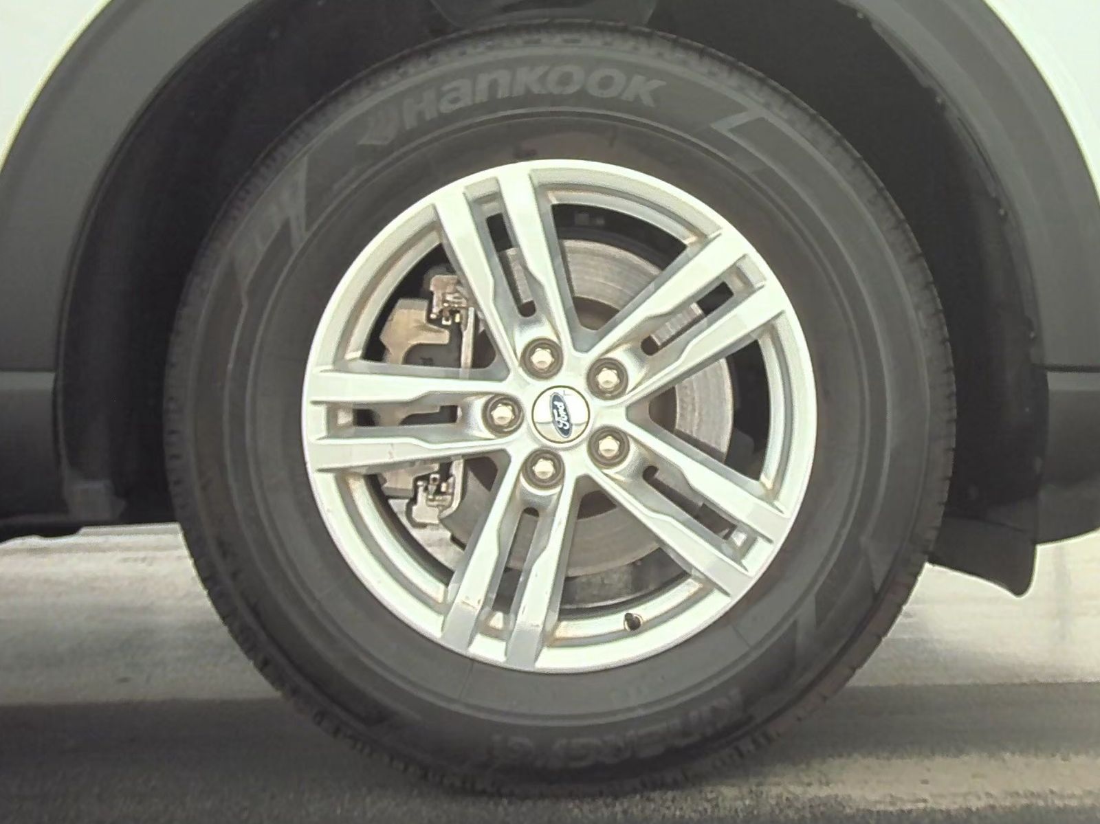 2023 Ford Explorer Base AWD