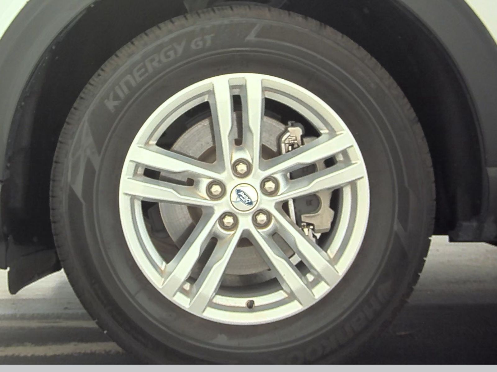 2023 Ford Explorer Base AWD