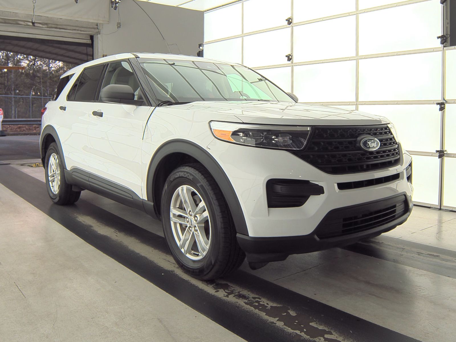 2023 Ford Explorer Base AWD