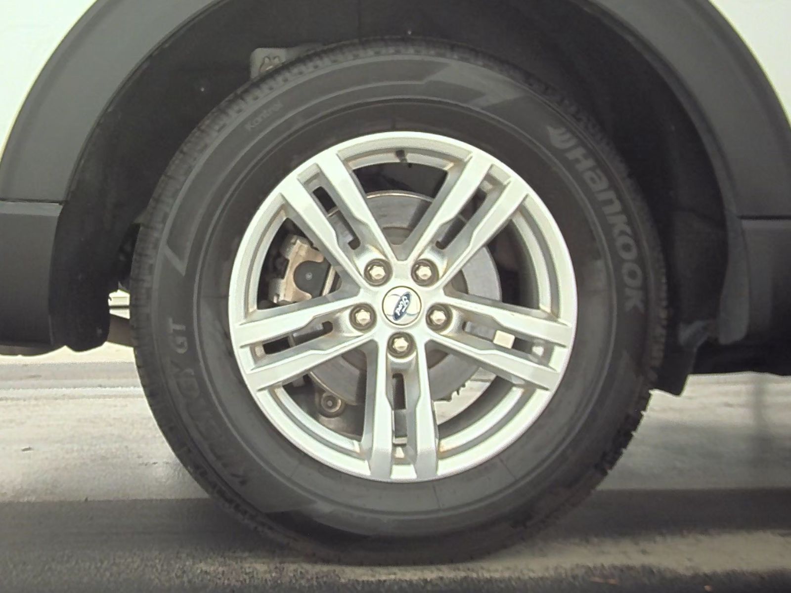 2023 Ford Explorer Base AWD