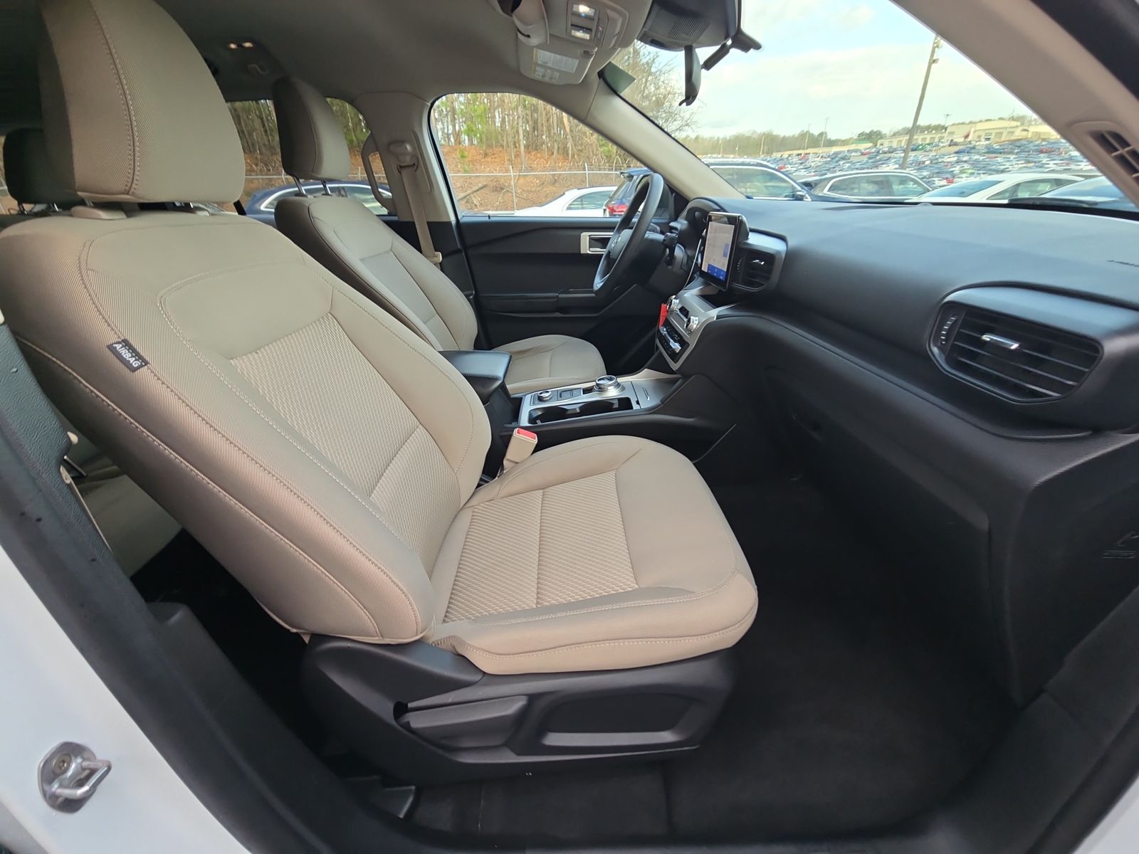 2023 Ford Explorer Base AWD
