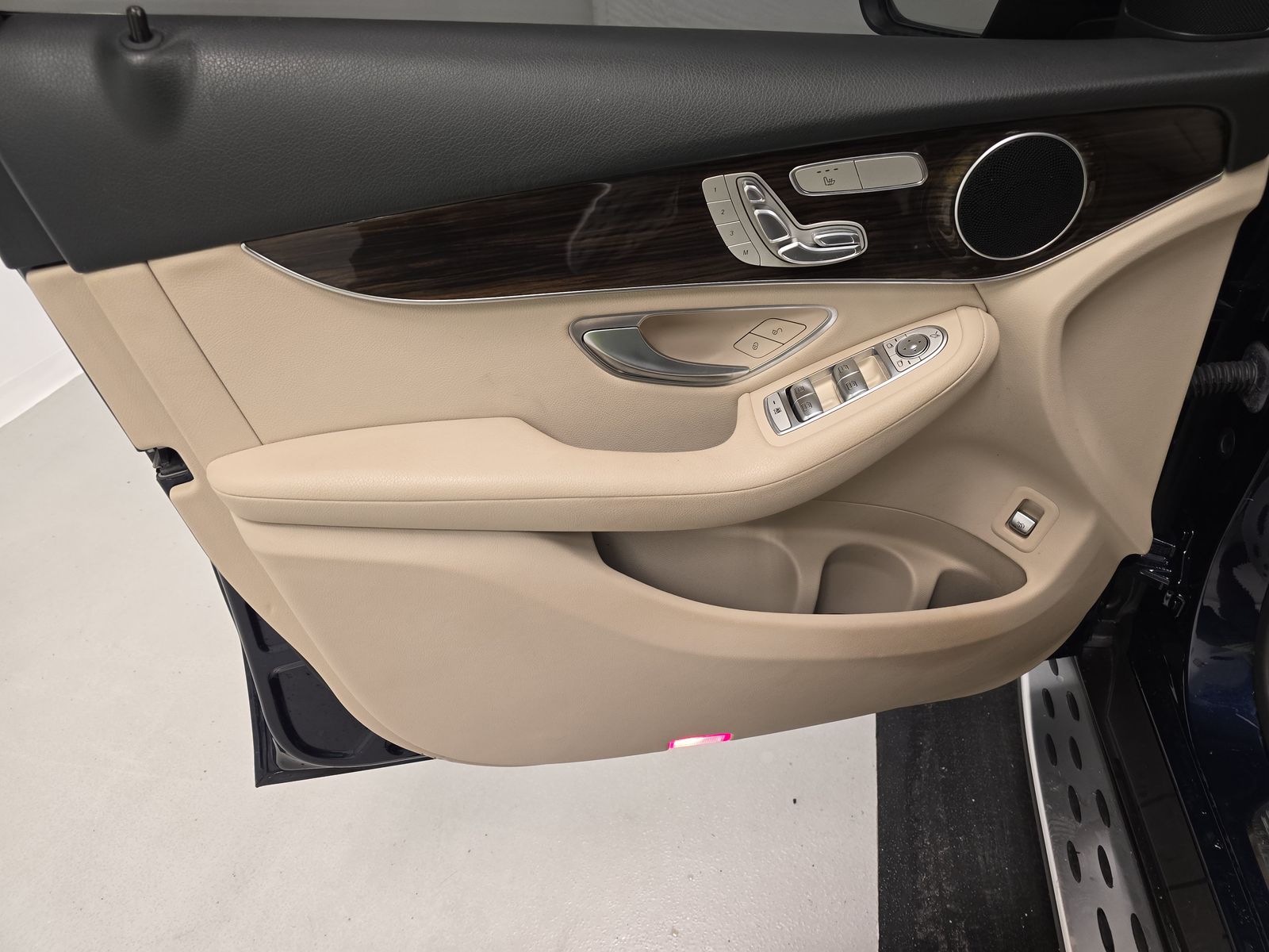 2021 Mercedes-Benz GLC GLC 300 RWD