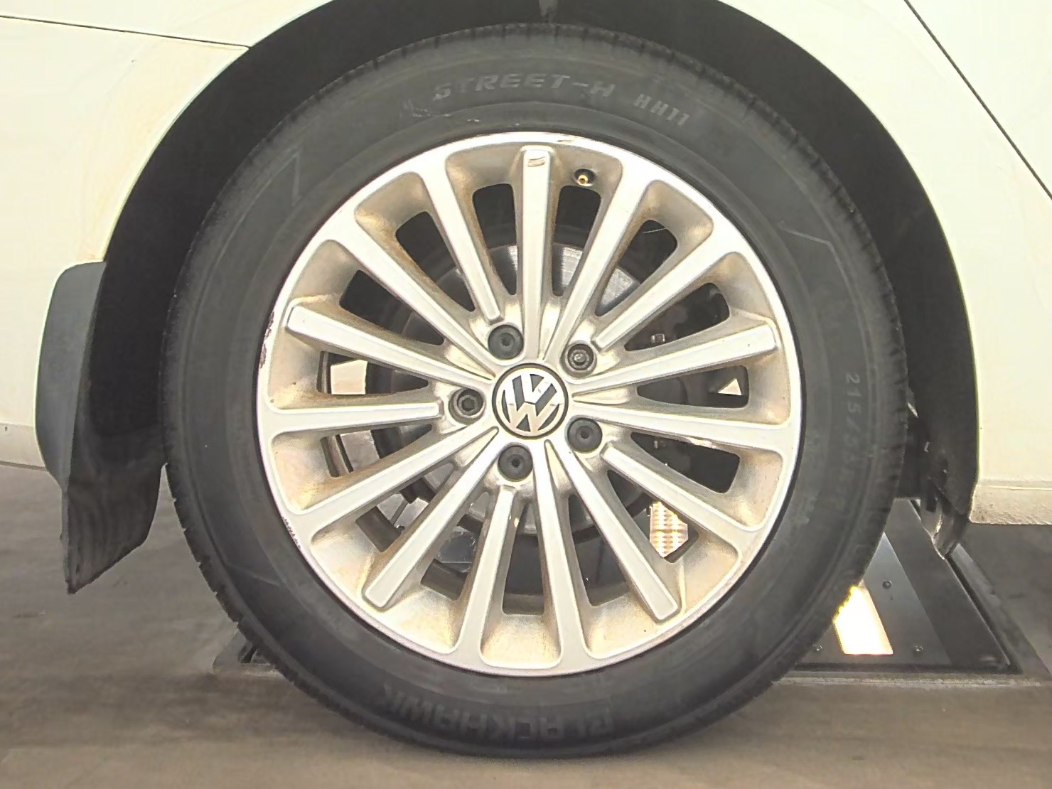 2017 Volkswagen Passat 1.8T SE FWD