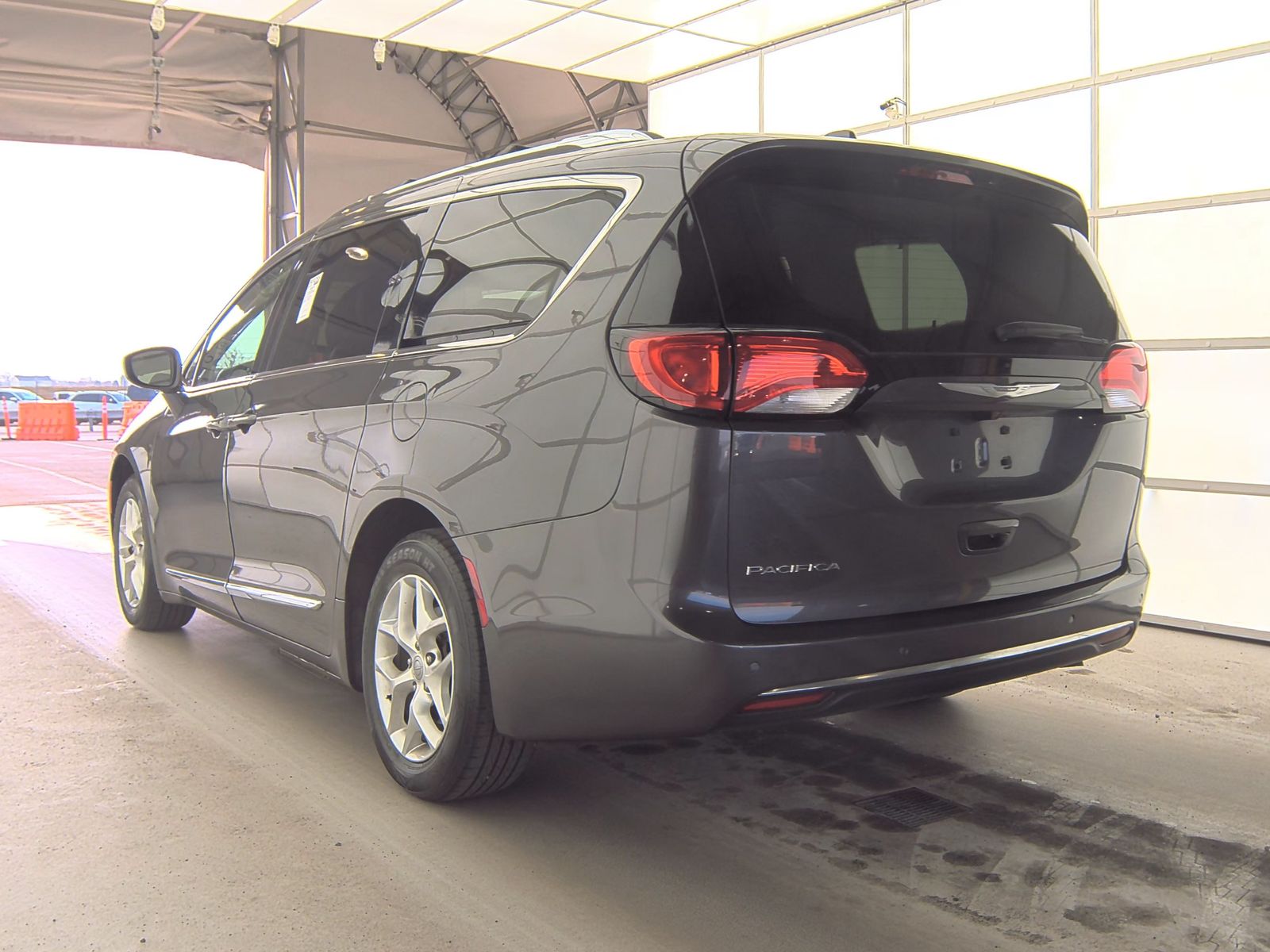 2017 Chrysler Pacifica Touring L Plus FWD