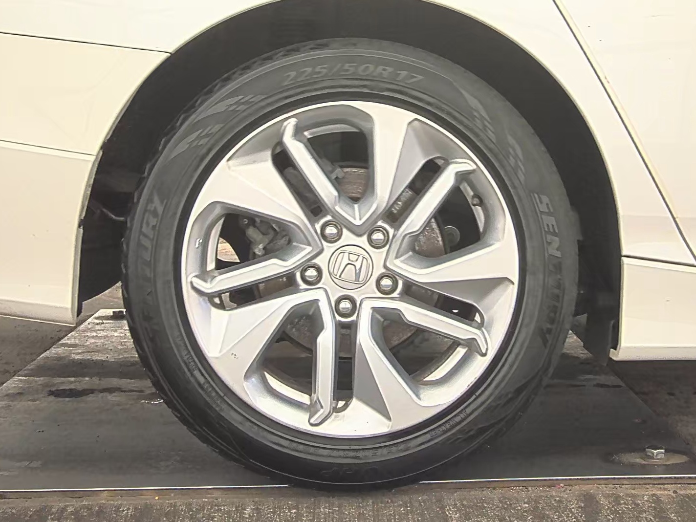 2019 Honda Accord LX FWD