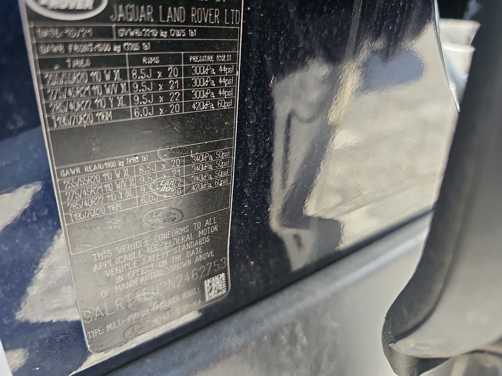 2022 Land Rover Discovery S R-Dynamic AWD