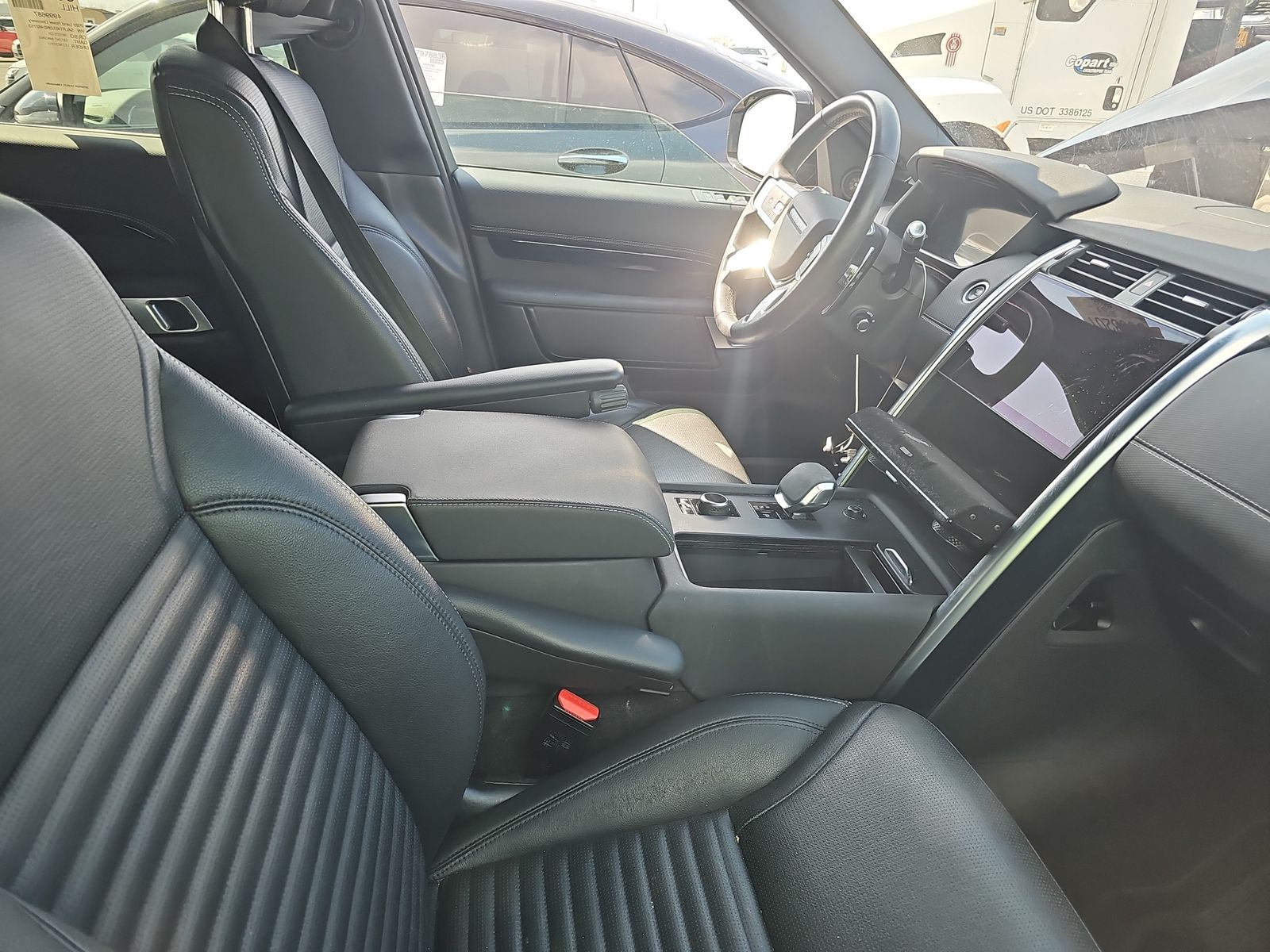 2022 Land Rover Discovery S R-Dynamic AWD