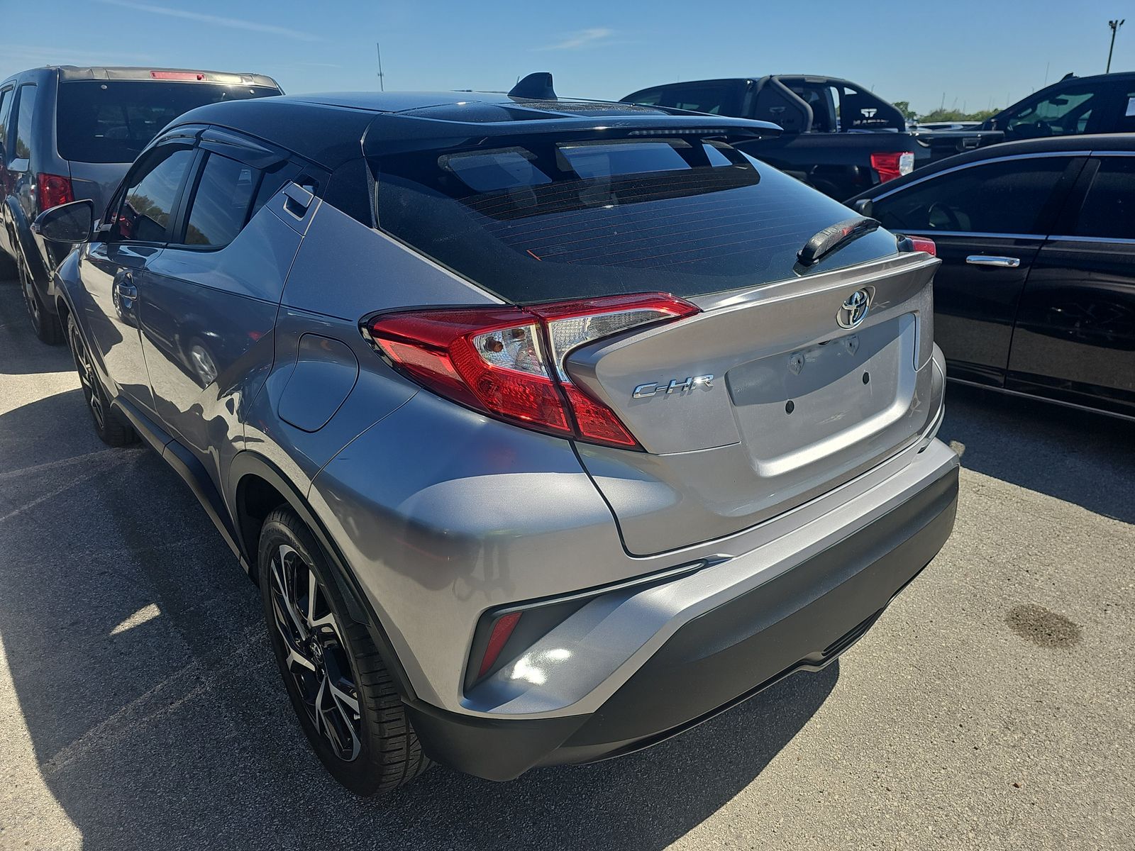 2019 Toyota C-HR XLE FWD