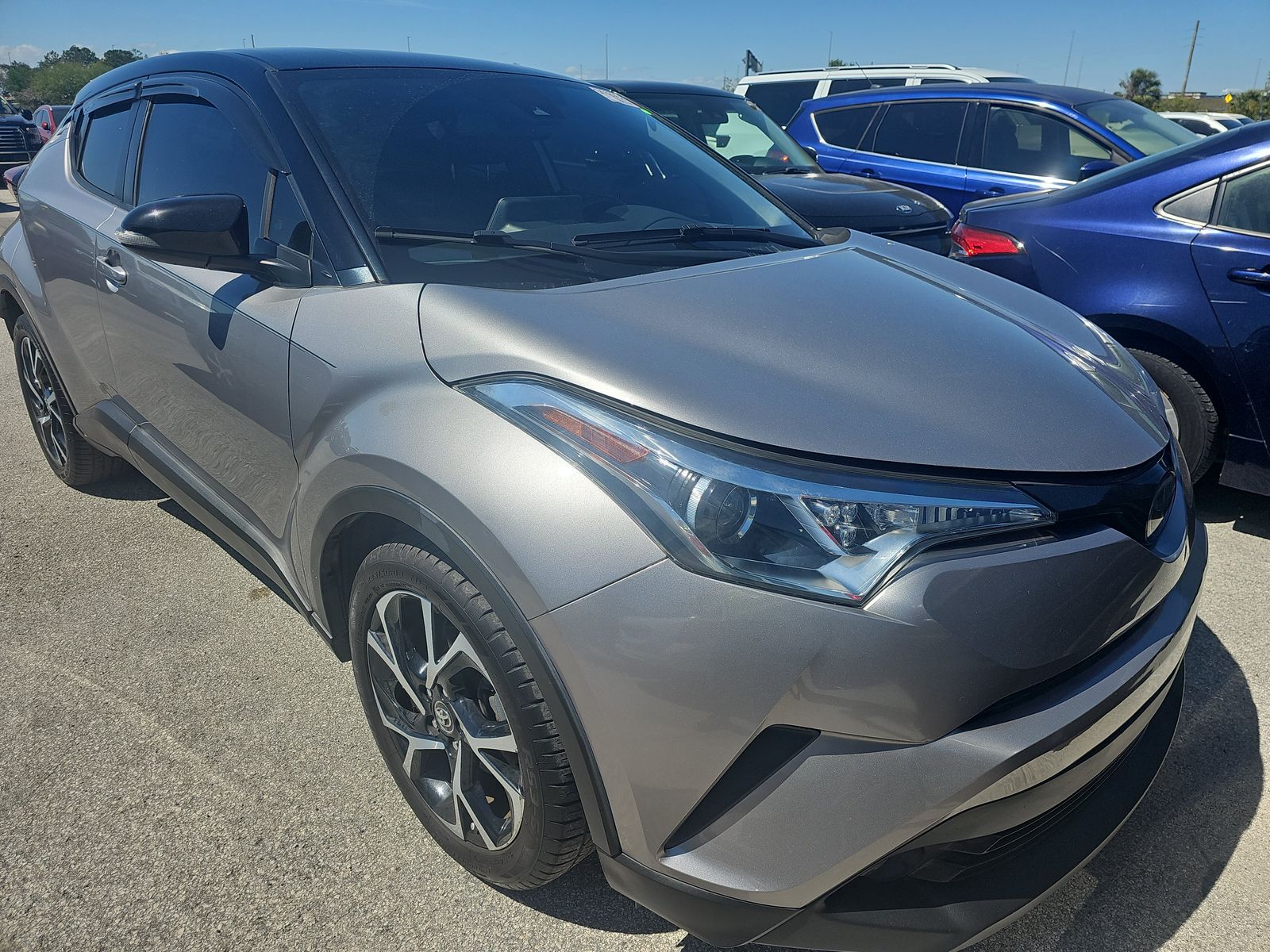 2019 Toyota C-HR XLE FWD